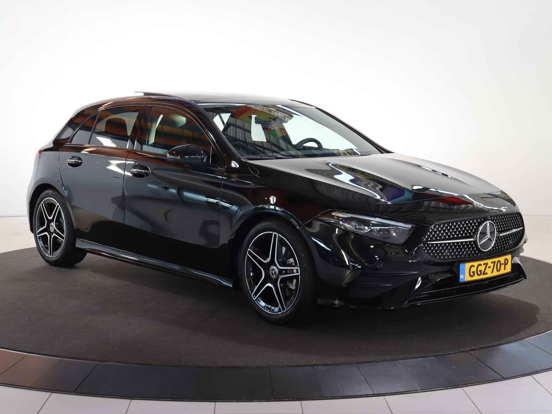 Mercedes-Benz A-klasse 180 Star Edition AMG Line | Panorama-schuifdak | Nightpakket | Keyless GO | Apple Carplay/Android Auto | Multibeam LED | Draadloos opladen | Achteruitrijcamera | - 21/23