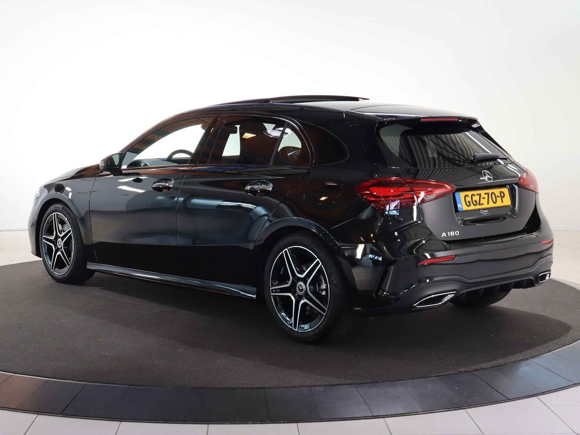 Mercedes-Benz A-klasse 180 Star Edition AMG Line | Panorama-schuifdak | Nightpakket | Keyless GO | Apple Carplay/Android Auto | Multibeam LED | Draadloos opladen | Achteruitrijcamera | - 22/23