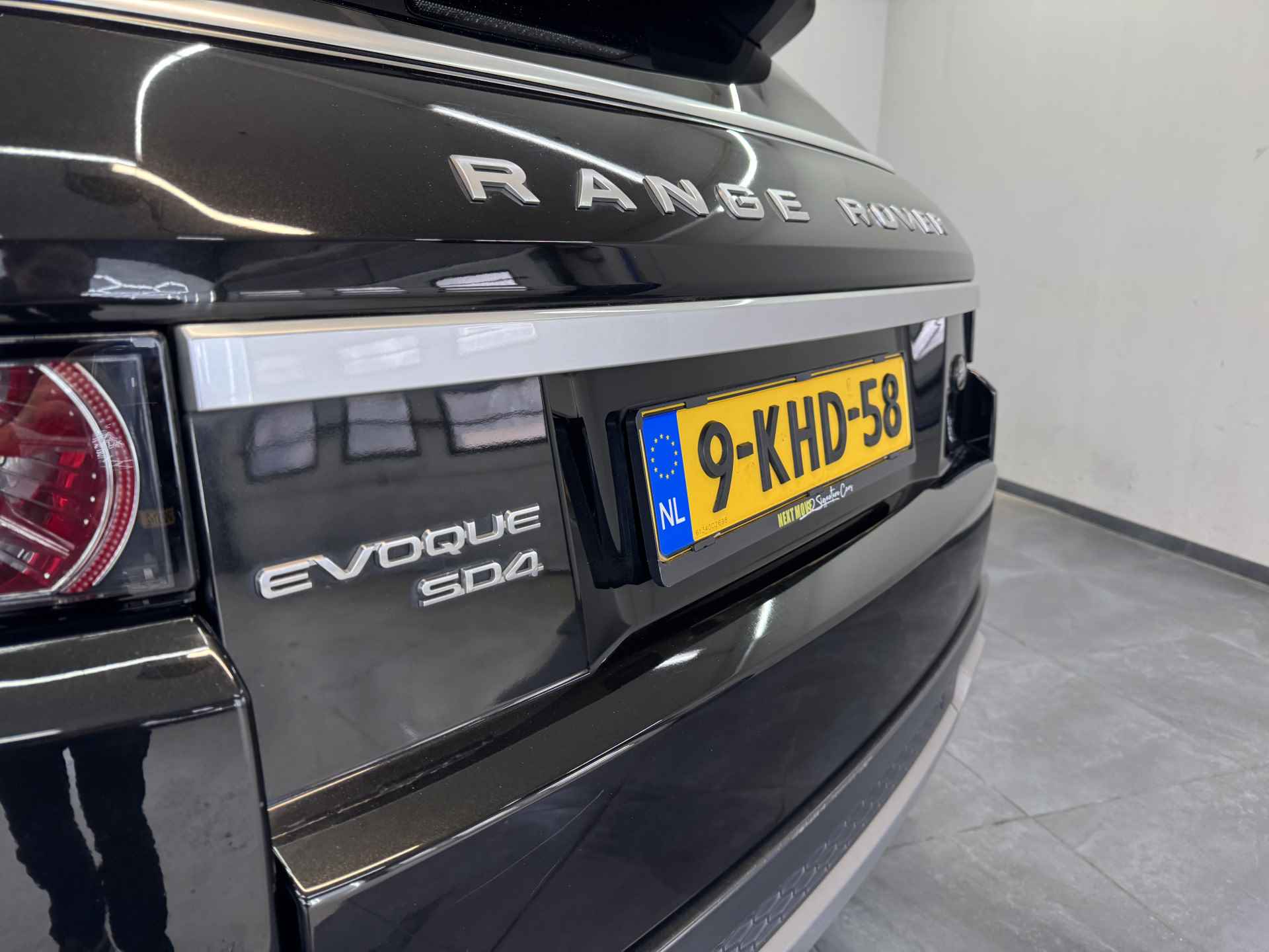 Land Rover Range Rover Evoque 2.2 SD4 4WD Prestige✅Meridian✅Stuurverwarming✅Stoelverwarming✅Leder Bekleding✅Parkeersensoren✅ - 23/77