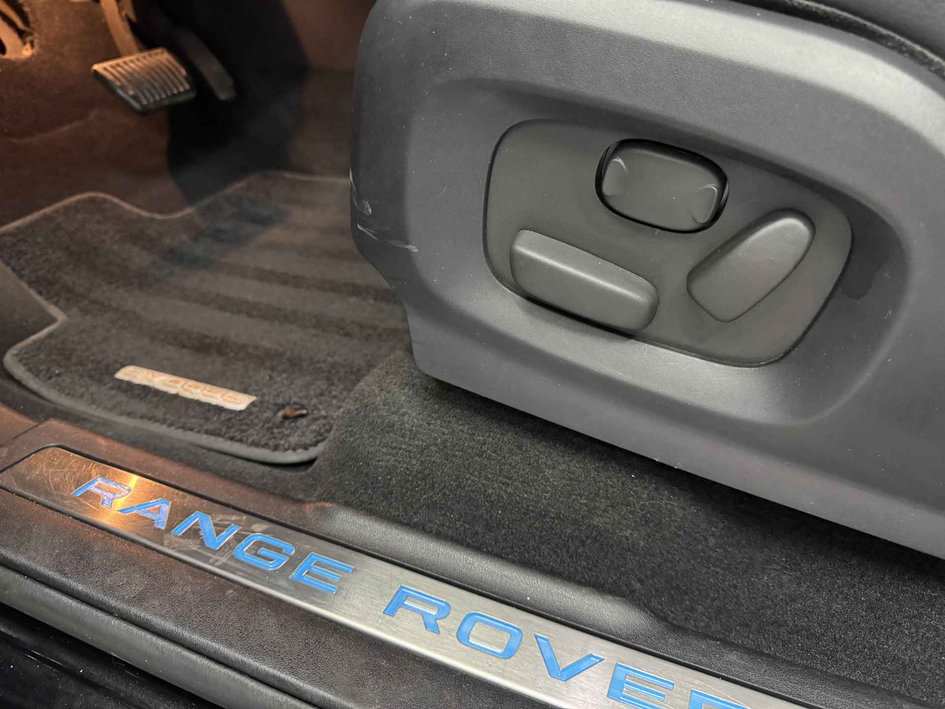 Land Rover Range Rover Evoque 2.2 SD4 4WD Prestige✅Meridian✅Stuurverwarming✅Stoelverwarming✅Leder Bekleding✅Parkeersensoren✅ - 45/77