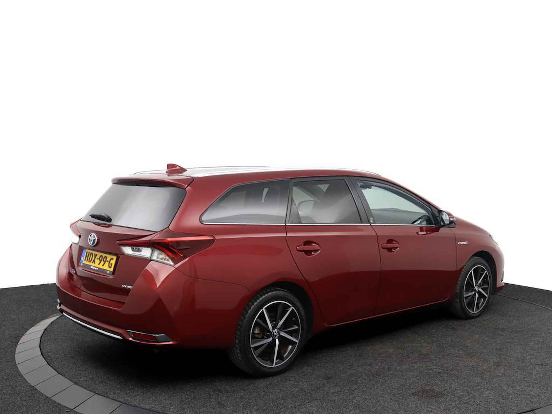 Toyota Auris Touring Sports 1.8 Hybrid Dynamic | Stoelverwarming | Keyless | Cruisecontrol | Keyless | Lage km stand | - 2/43