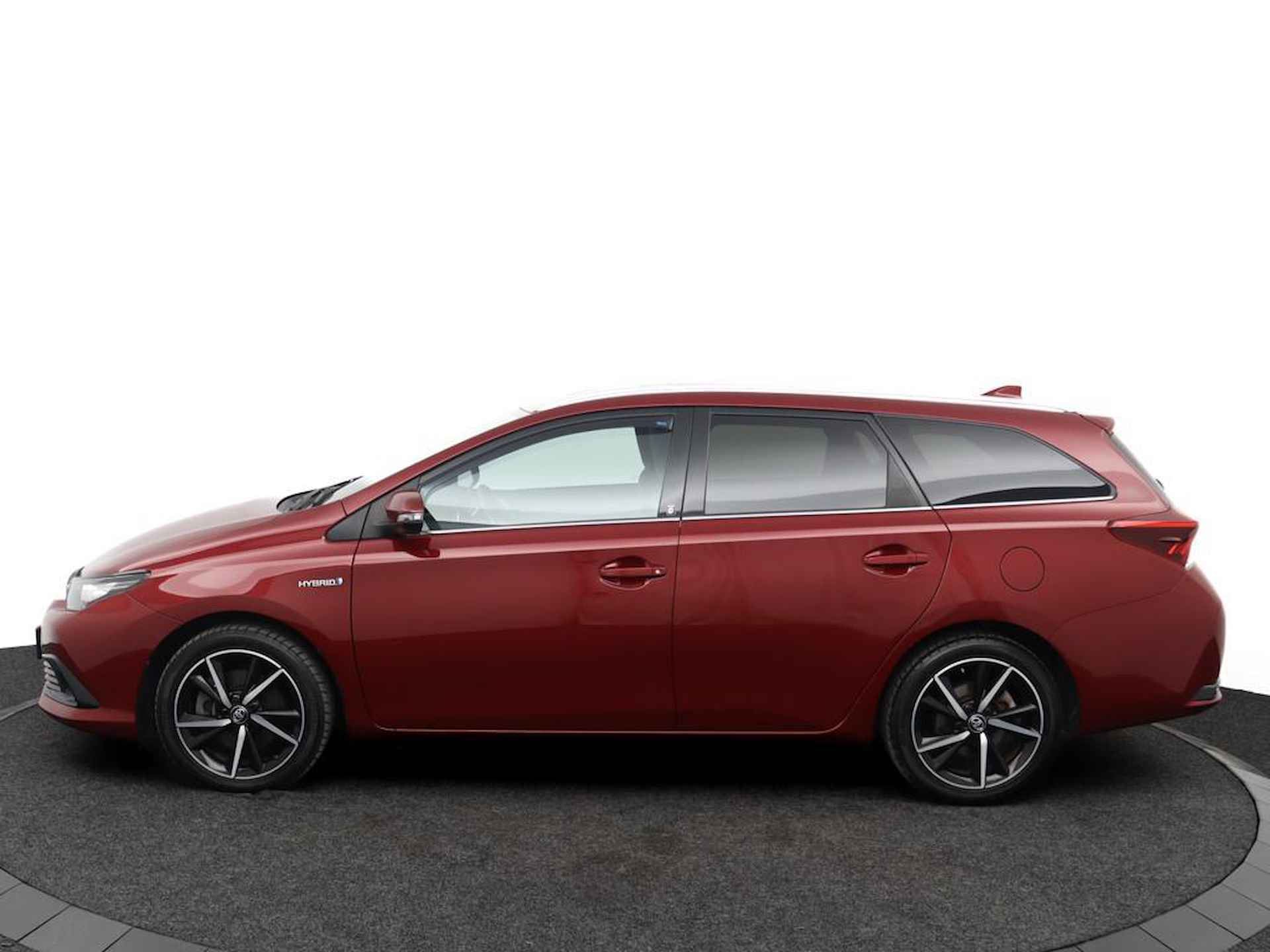 Toyota Auris Touring Sports 1.8 Hybrid Dynamic | Stoelverwarming | Keyless | Cruisecontrol | Keyless | Lage km stand | - 3/43