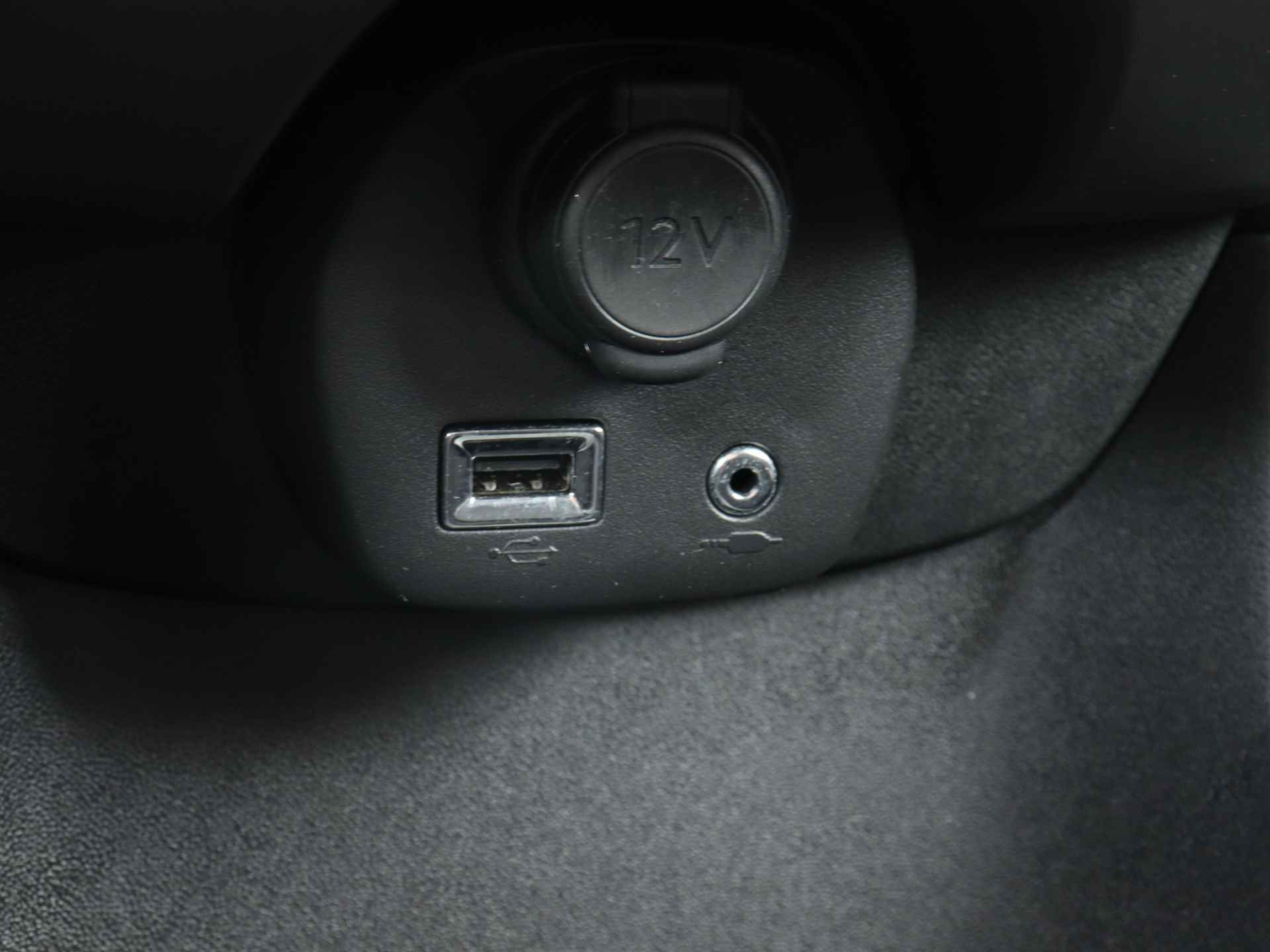 Peugeot 108 1.0 e-VTi Active | Airco | Bluetooth | Elek. ramen | - 34/40