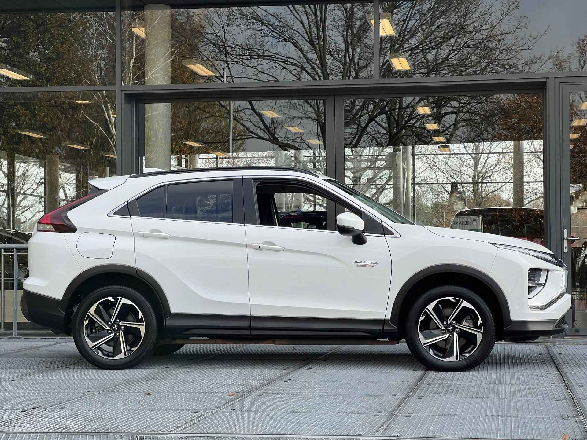 Mitsubishi Eclipse Cross 2.4 PHEV Intense - 16/34