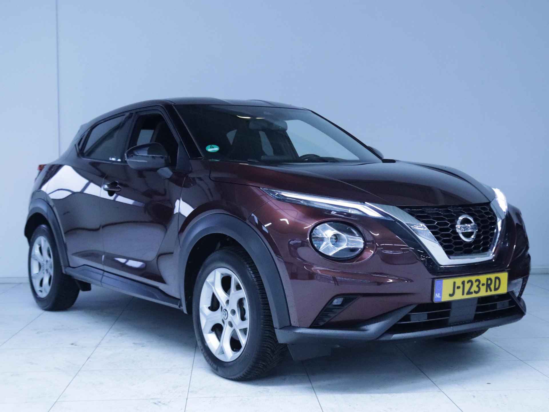 Nissan Juke 1.0 DIG-T N-Connecta Clima/Navi/Camera - 8/34