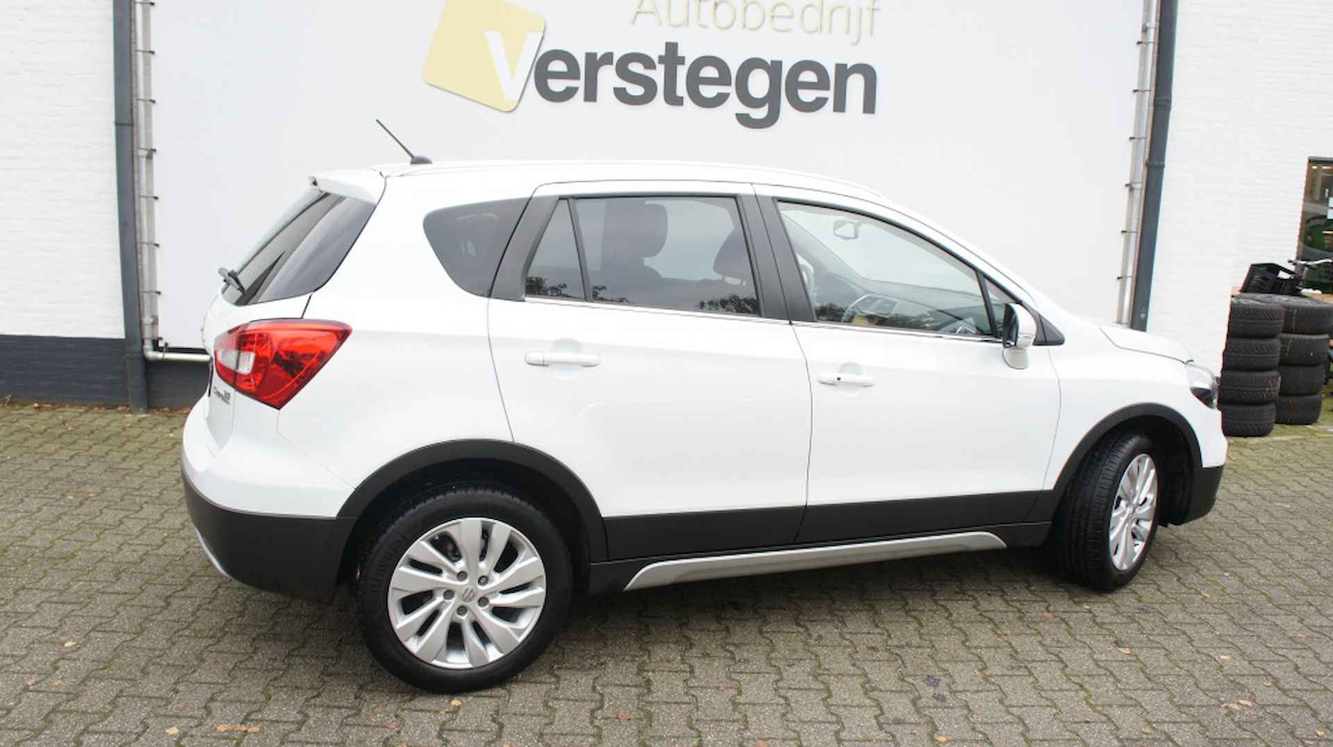 Suzuki S-Cross 1.0 B.jet Select Automaat - 24/25