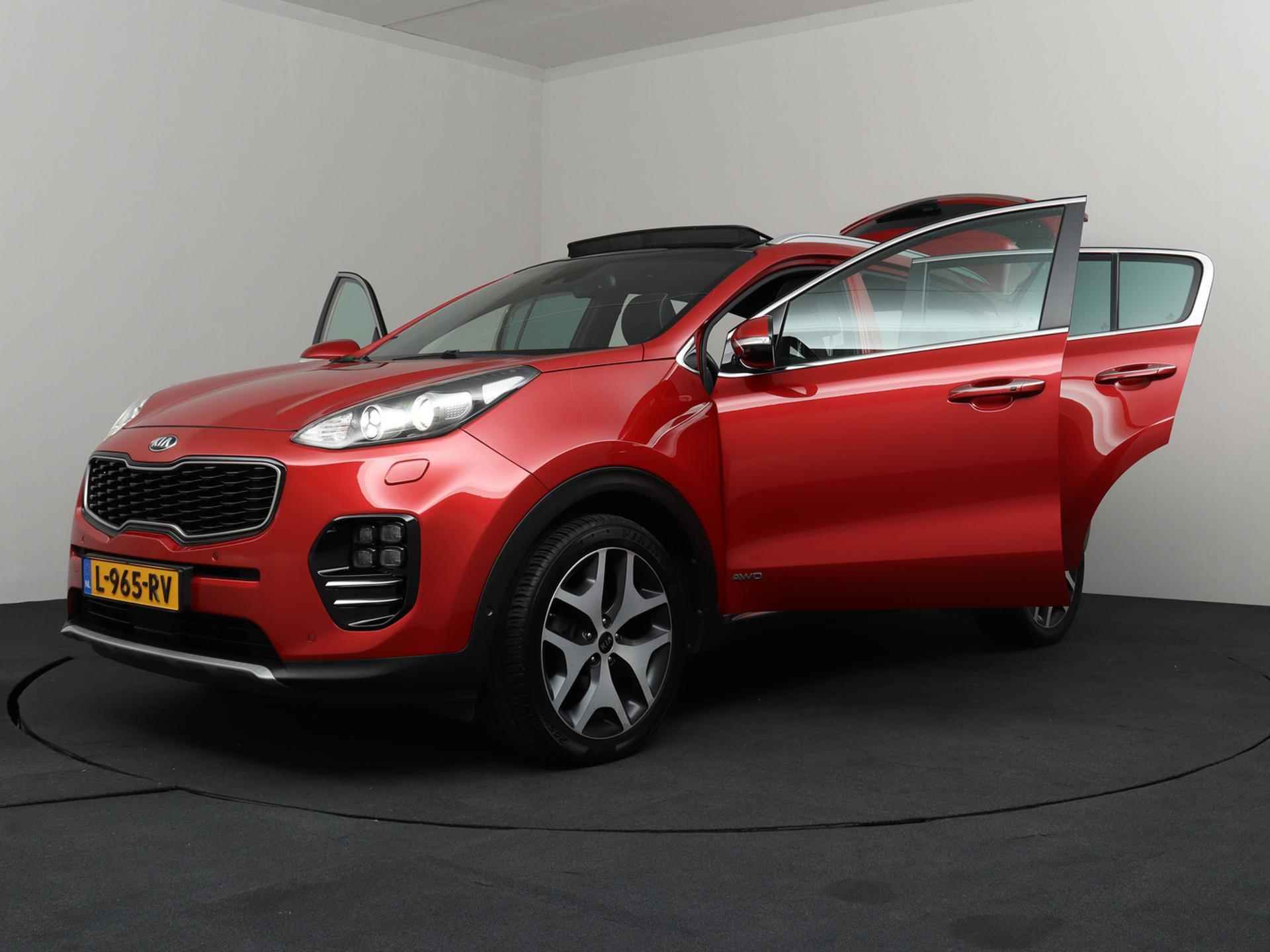 Kia Sportage 1.6 T-GDI 4WD GT-Line PlusLine Automaat | Schuif-kantel | Camera | Navi - 41/46