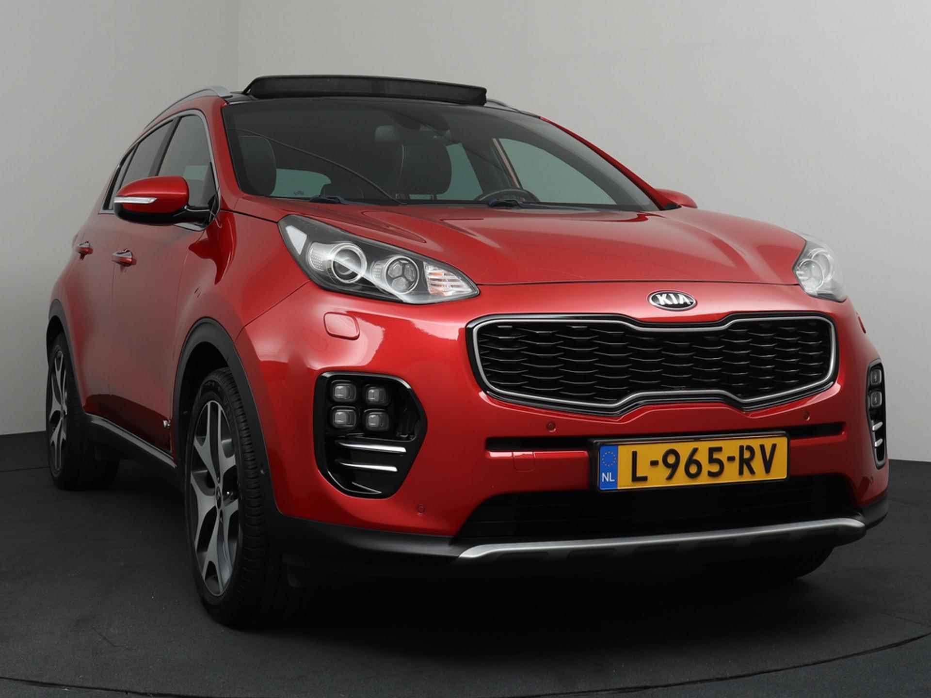 Kia Sportage 1.6 T-GDI 4WD GT-Line PlusLine Automaat | Schuif-kantel | Camera | Navi - 43/46