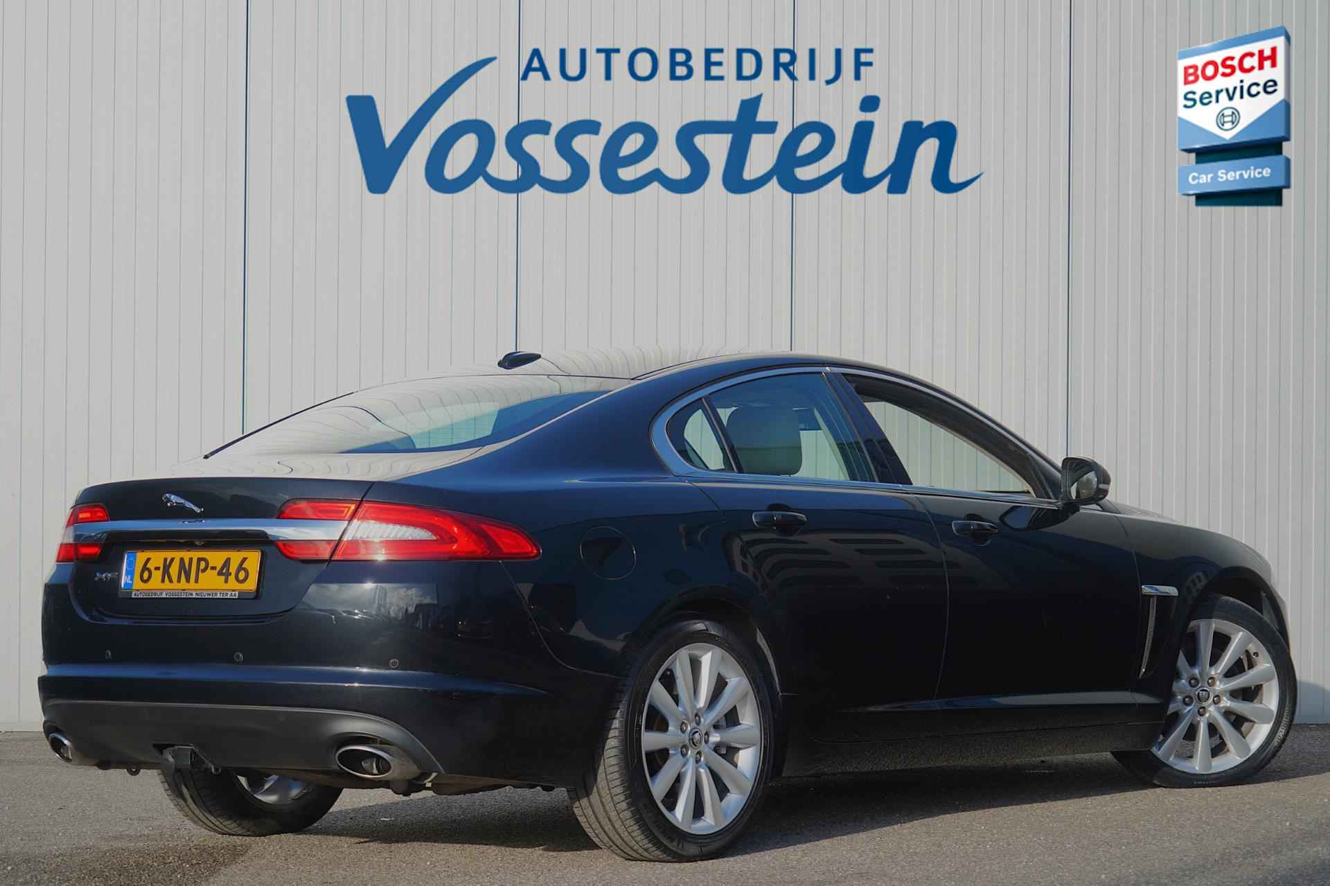 Jaguar XF 3.0D / 99dkm NAP / Org. NL / Leder / Navigatie / Climate / Cruise / Afn. Trekhaak - 9/35