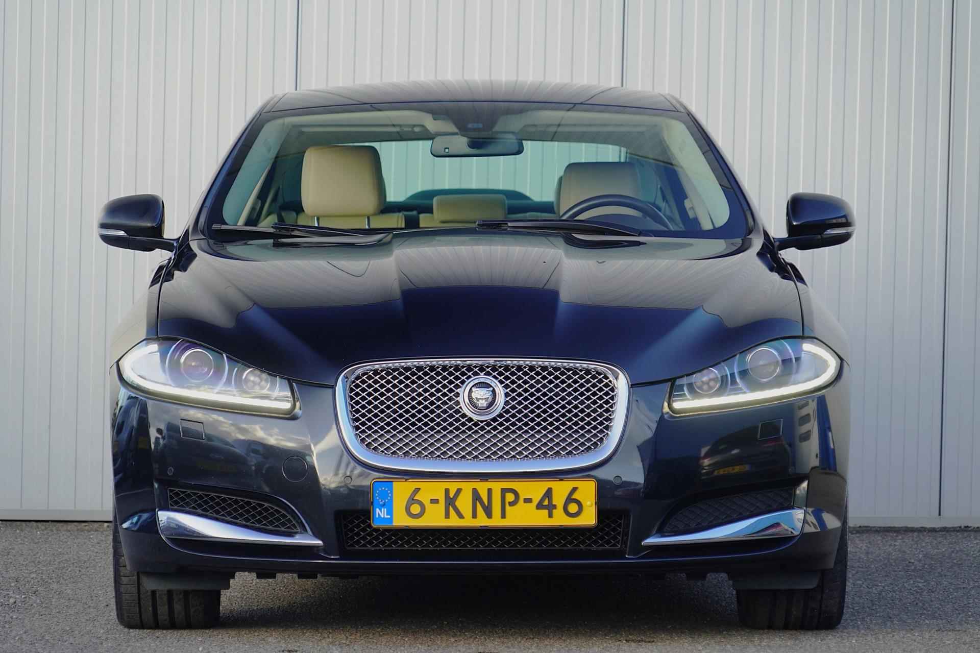 Jaguar XF 3.0D / 99dkm NAP / Org. NL / Leder / Navigatie / Climate / Cruise / Afn. Trekhaak - 23/35