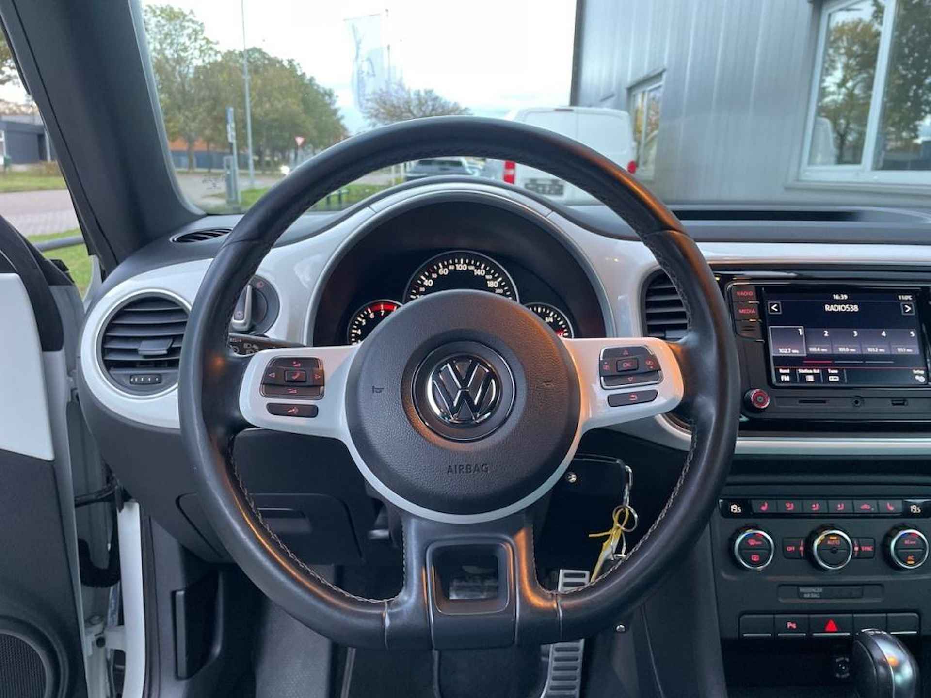 Volkswagen Beetle 2.0 TSI Sport LEDER NAVIGATIE LMV CRUISE - 11/34