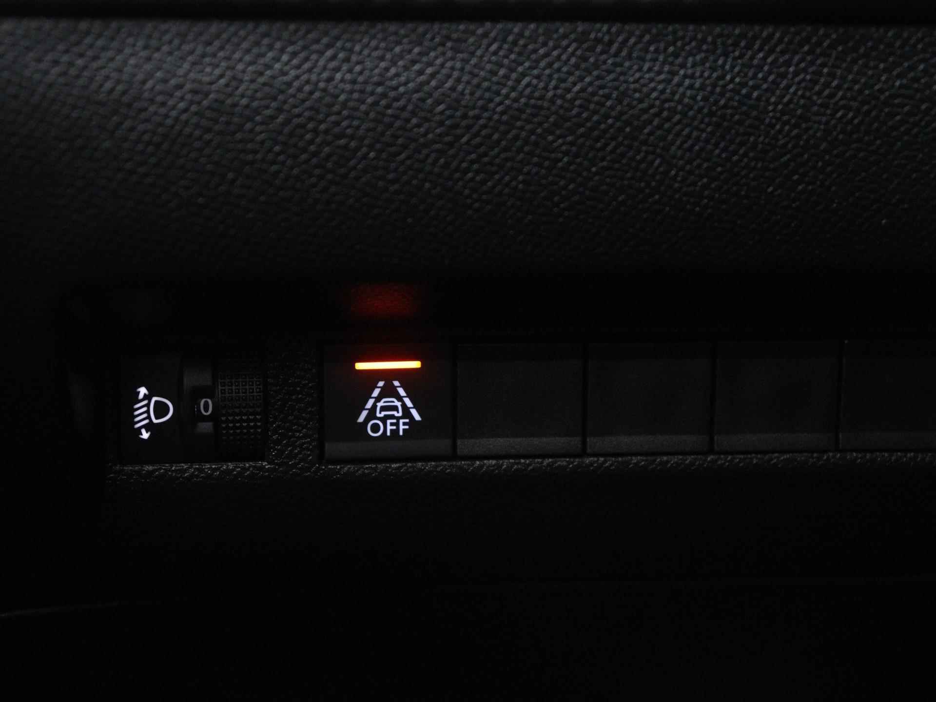 Peugeot 2008 Active Pack 130pk Automaat | Navigatie Via AppleCarPlay/AndroidAuto | Camera | Climate Control | Licht Metalen Velgen 16"| Voorstoelen Verwarmd - 23/38