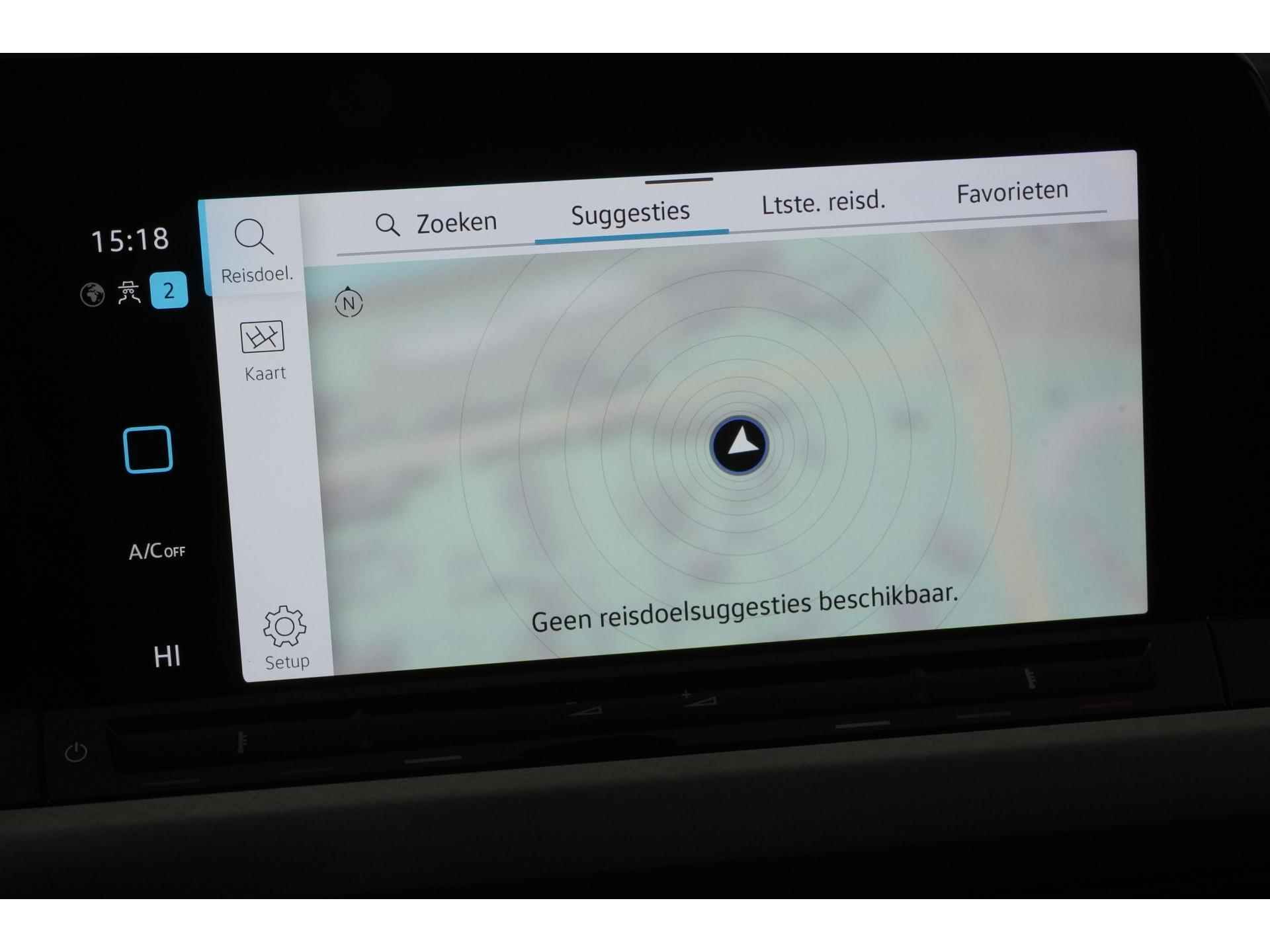 Volkswagen Golf 1.5 eTSI Style DSG | Navigatie | Apple/Android Carplay | Zondag Open! - 19/34