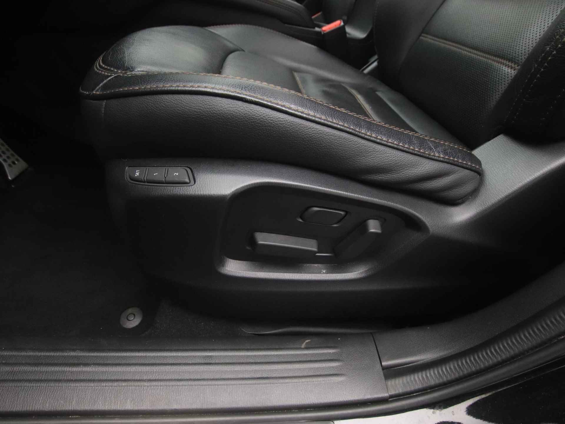 Mazda CX-5 2.5 SkyActiv-G GT-M automaat met Sunroof, wegklapbare trekhaak en Apple CarPlay : dealer onderhouden - 15/52