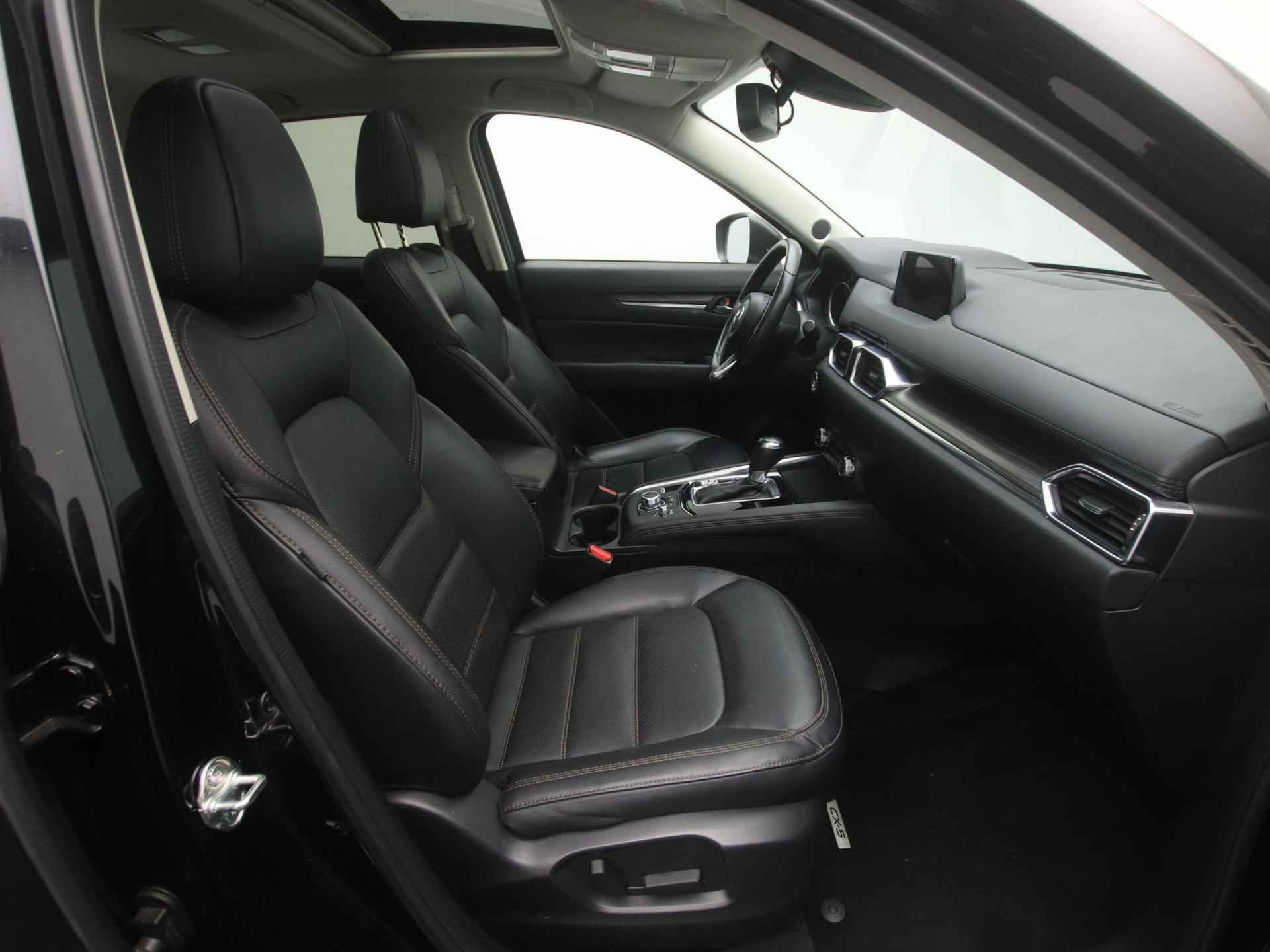Mazda CX-5 2.5 SkyActiv-G GT-M automaat met Sunroof, wegklapbare trekhaak en Apple CarPlay : dealer onderhouden - 23/52