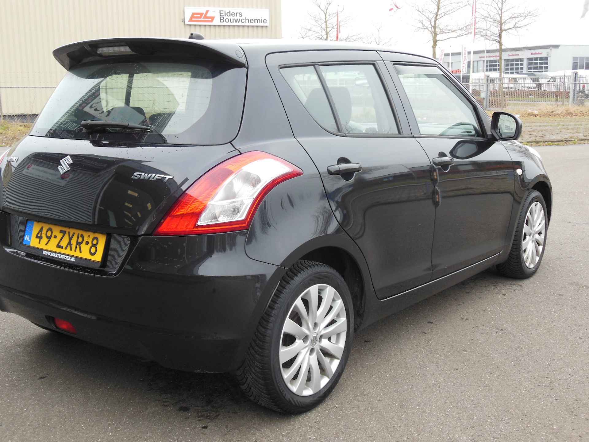 Suzuki Swift 1.2 Bandit EASSS Staat in Hoogeveen - 5/28