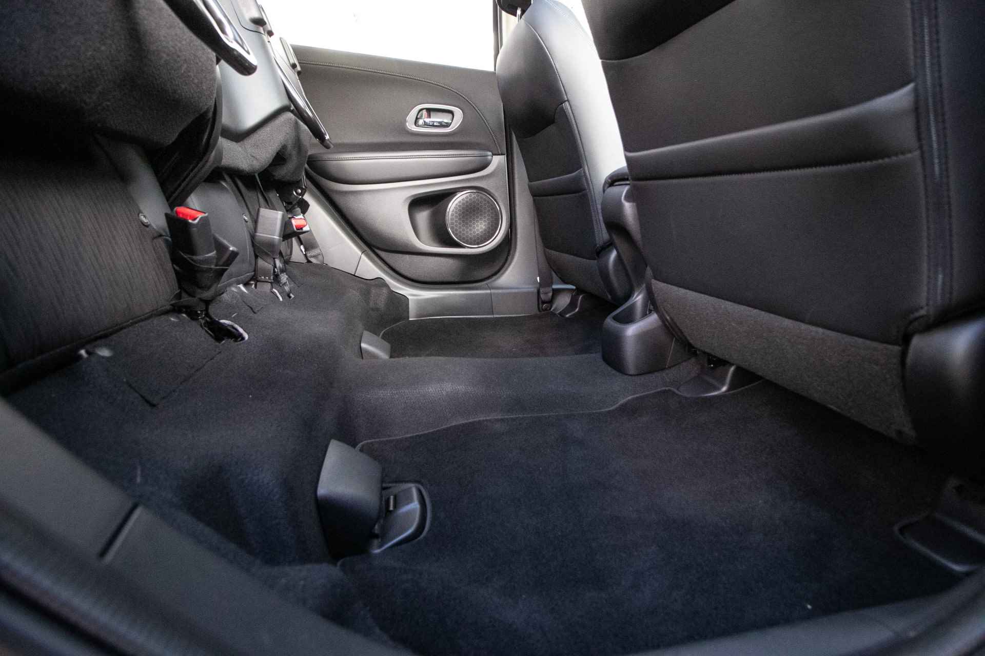 Honda HR-V 1.5 i-VTEC Executive Automaat All-in rijklaarprijs | Navi | Dealer ond. | Schuifdak - 8/42