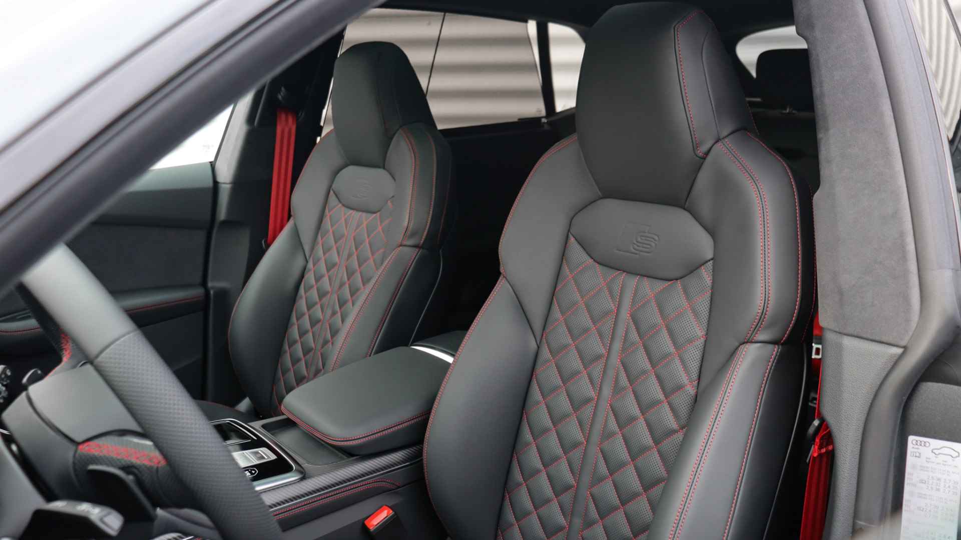 Audi SQ8 4.0 TFSI quattro | Facelift 2024 | Massage | B&O | Head-up | Standkachel | Panoramadak | Trekhaak | Soft-Close - 12/40