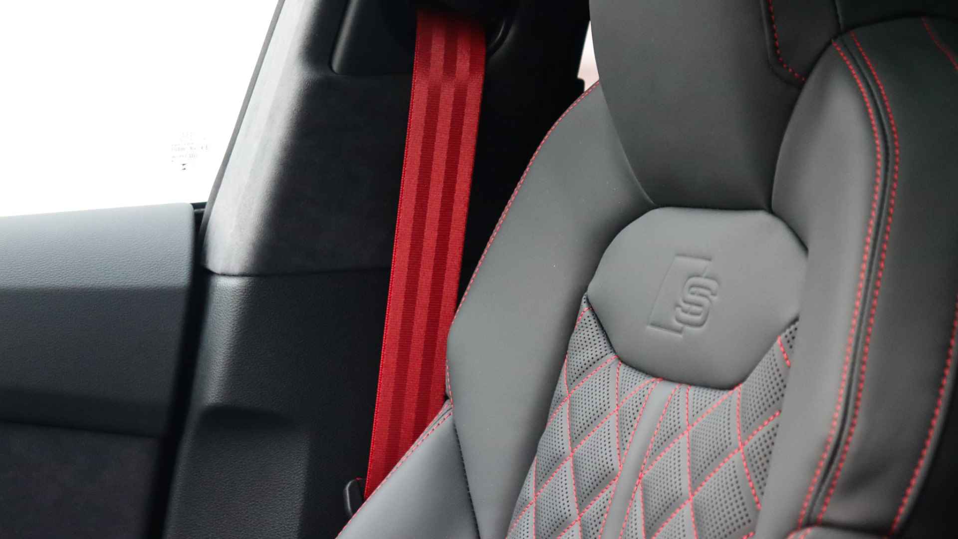 Audi SQ8 4.0 TFSI quattro | Facelift 2024 | Massage | B&O | Head-up | Standkachel | Panoramadak | Trekhaak | Soft-Close - 14/40