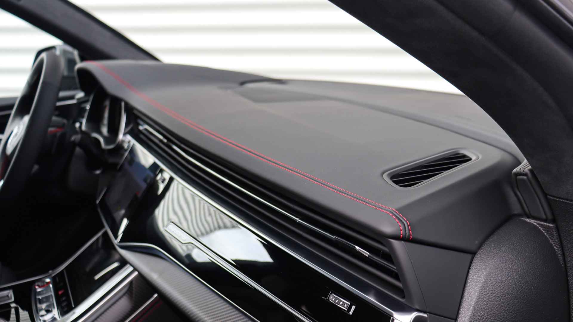Audi SQ8 4.0 TFSI quattro | Facelift 2024 | Massage | B&O | Head-up | Standkachel | Panoramadak | Trekhaak | Soft-Close - 33/40