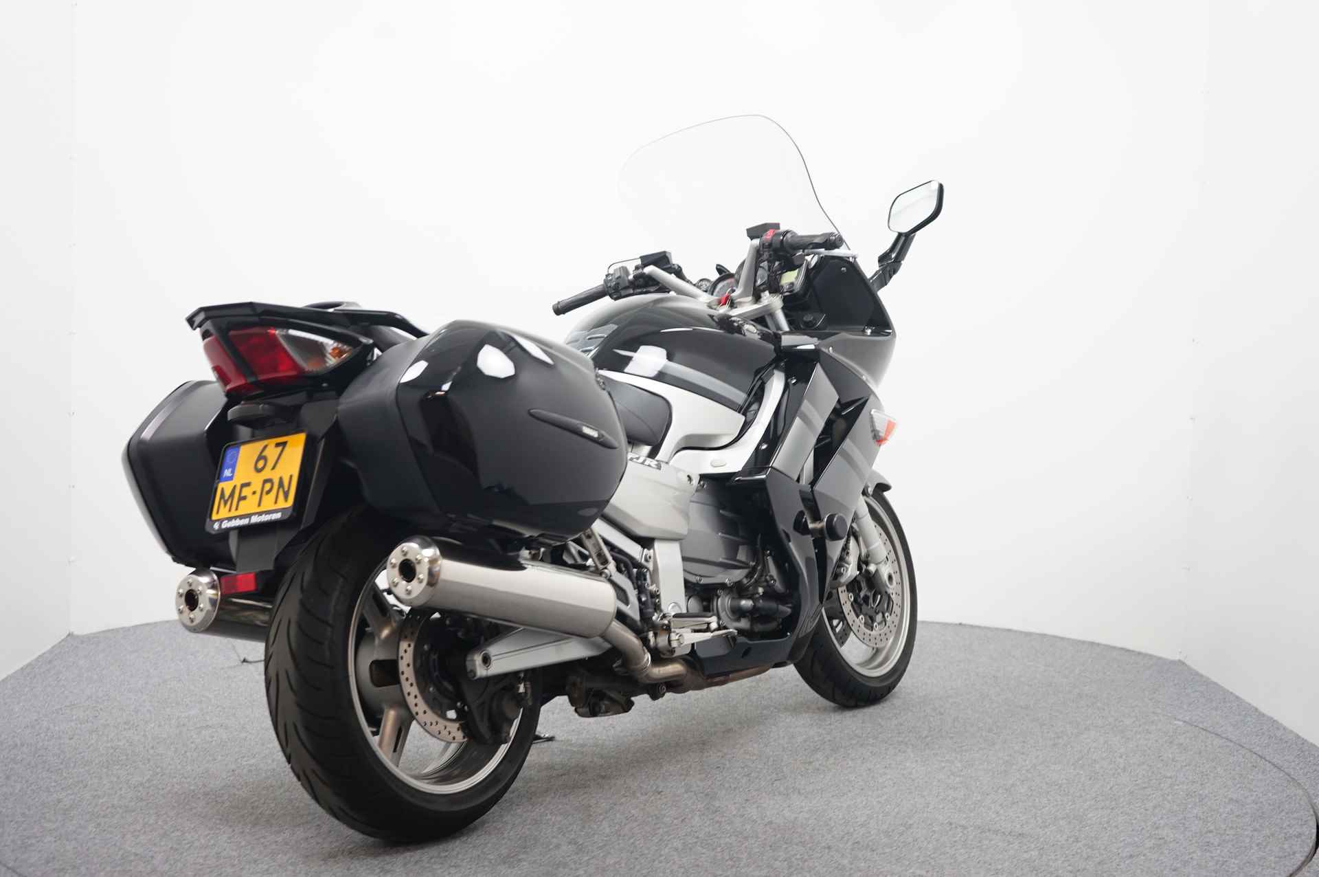 Yamaha FJR 1300 ABS - 8/16