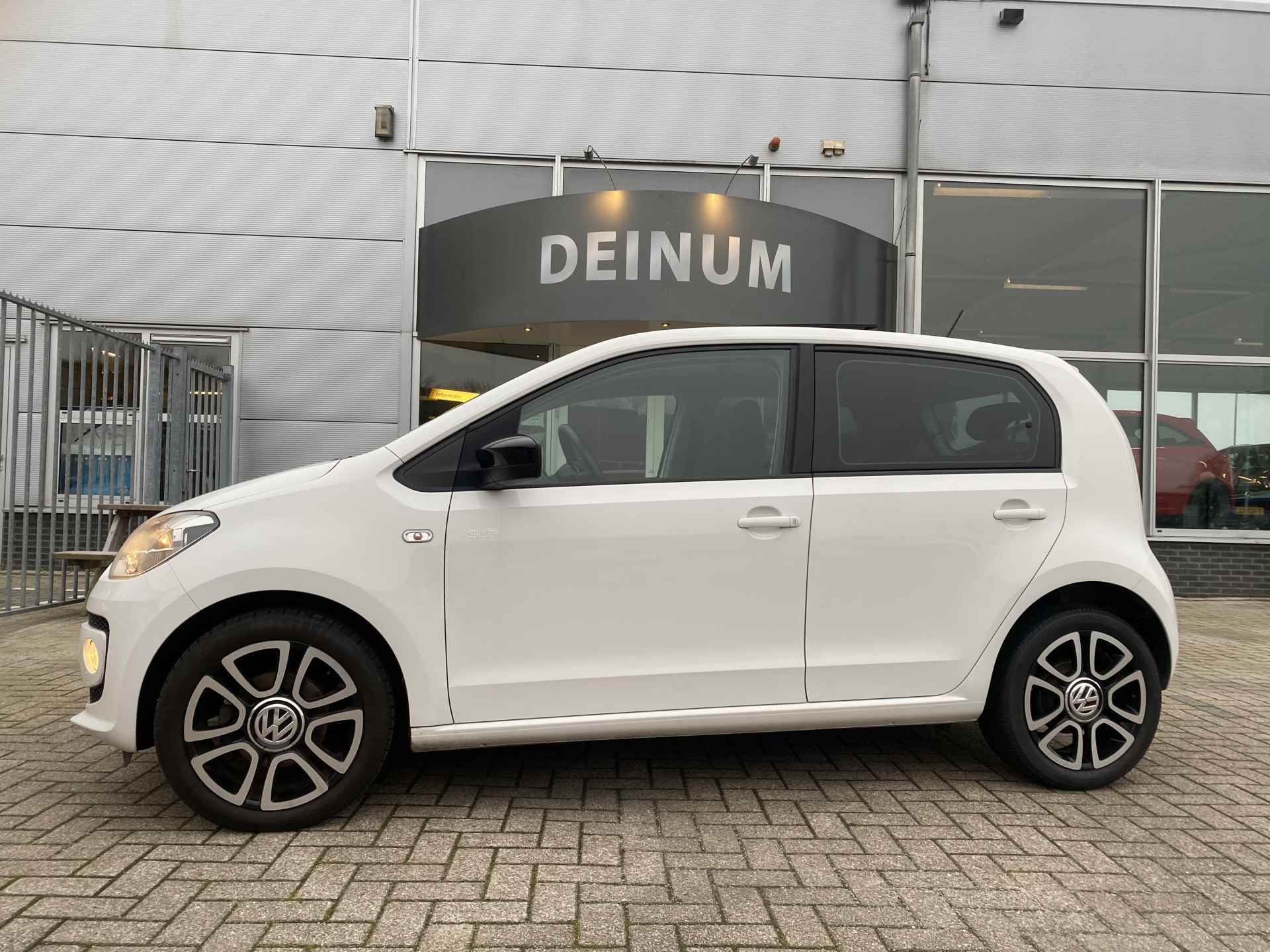 Volkswagen up! 1.0 high up! 5-deurs BlueMotion Navigatie, Airco, Panoramadak, etc..!! - 4/25