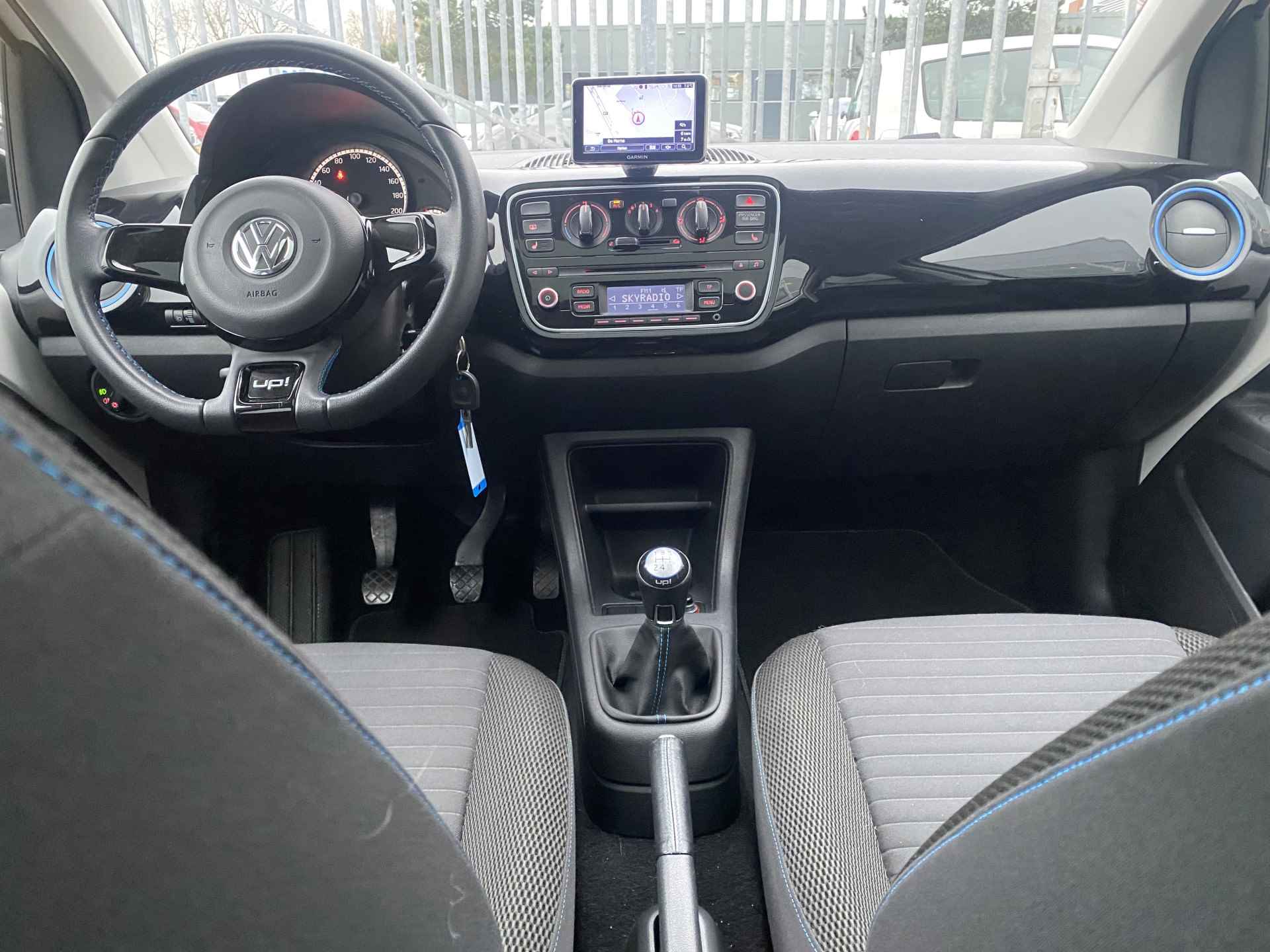 Volkswagen up! 1.0 high up! 5-deurs BlueMotion Navigatie, Airco, Panoramadak, etc..!! - 18/25