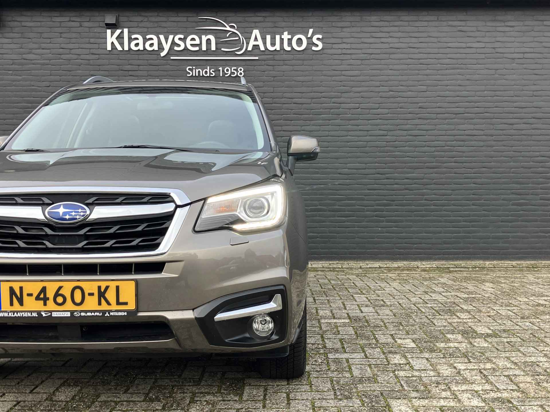 Subaru Forester 2.0 Premium AWD 150 pk AUT. | dealer onderhouden | navigatie | leder interieur | trekhaak | cruise control | panoramadak - 10/45