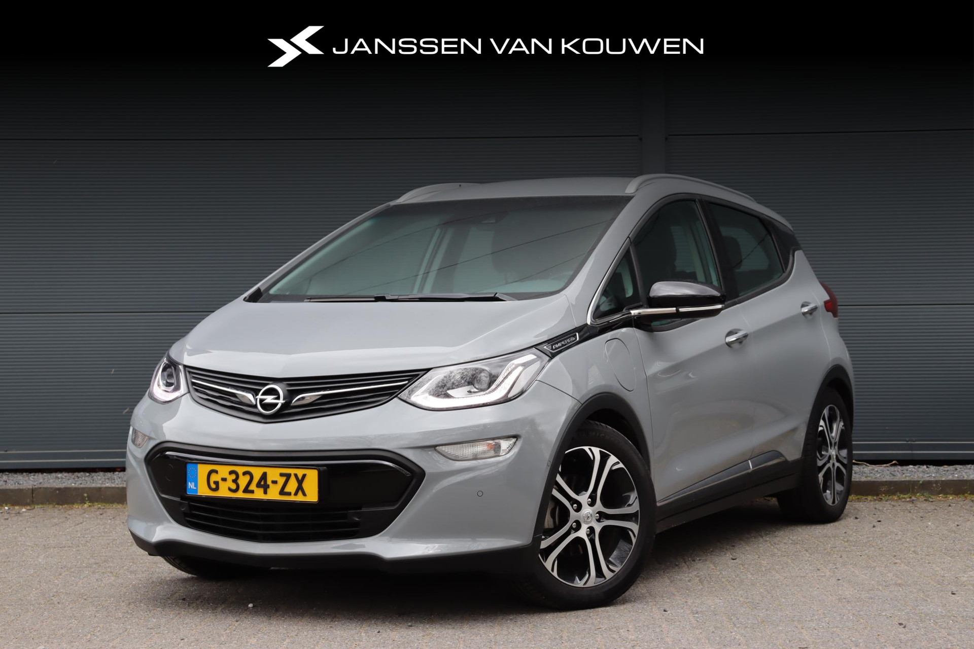 Opel Ampera-e Business Executive 60 kWh / Camera / Stoelverwarming / Keyless entry / bij viaBOVAG.nl