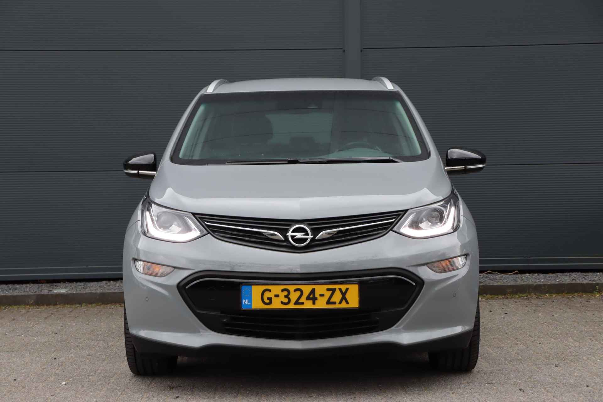 Opel Ampera-e Business Executive 60 kWh / Camera / Stoelverwarming / Keyless entry / - 2/40