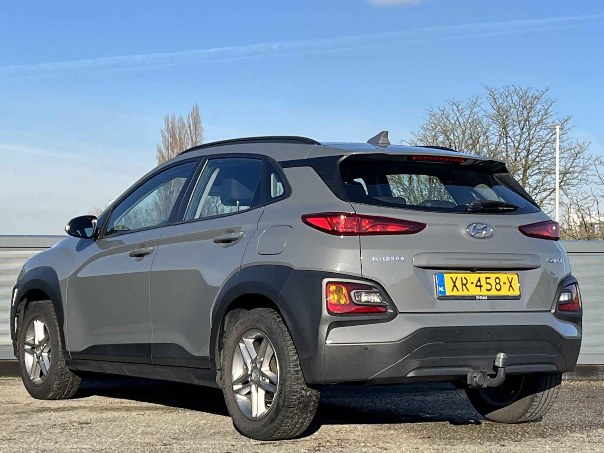 Hyundai Kona 1.0 T-GDI 120 PK Comfort | Geïntegreerde navigatiesysteem | Lichtmetalen velgen 15'' | Trekhaak | - 9/46