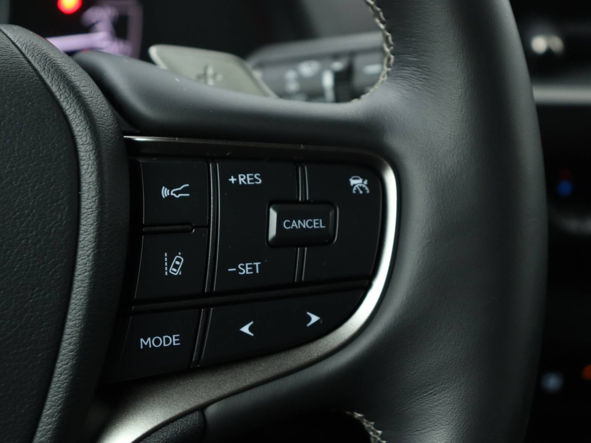 Lexus UX 300e Luxury | Lederen Bekleding |Stoelverwarming & -Koeling | Apple Carplay & Android Auto | - 19/52