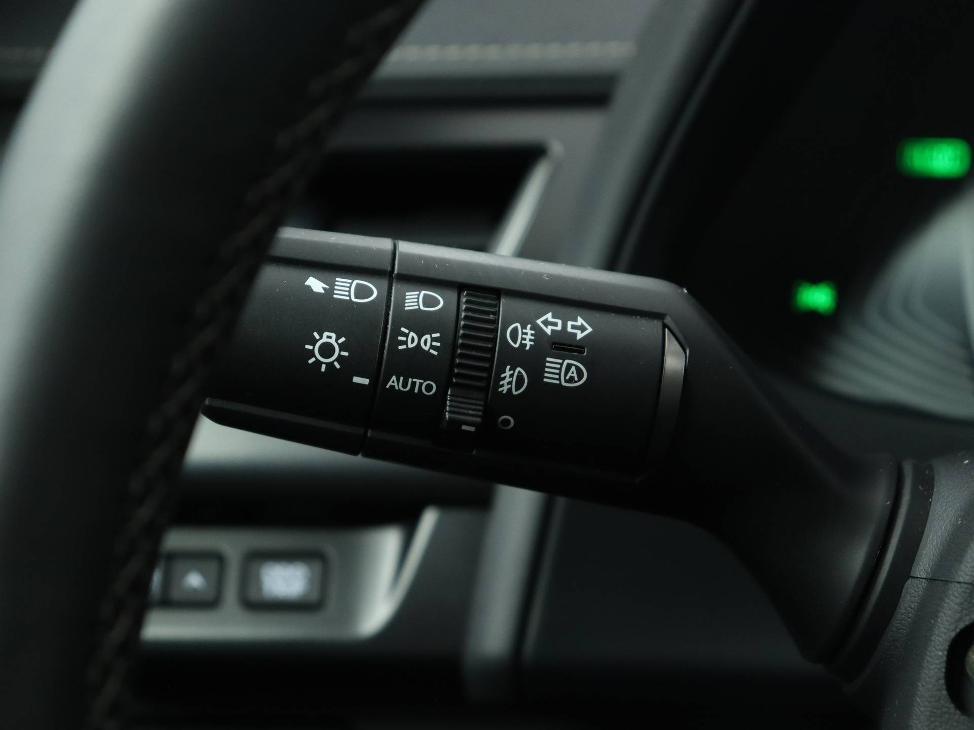 Lexus UX 300e Luxury | Lederen Bekleding |Stoelverwarming & -Koeling | Apple Carplay & Android Auto | - 20/52