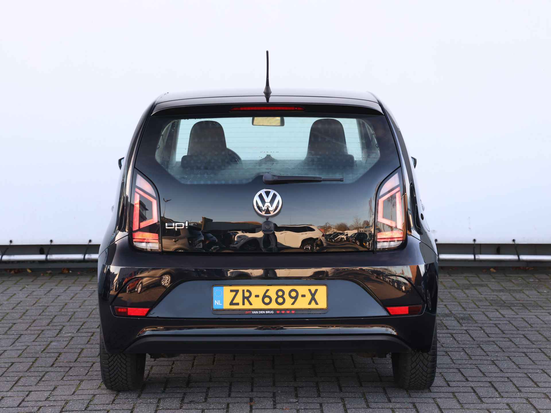 Volkswagen up! 1.0 BMT move up! 60pk | Airco | Dab - 6/32