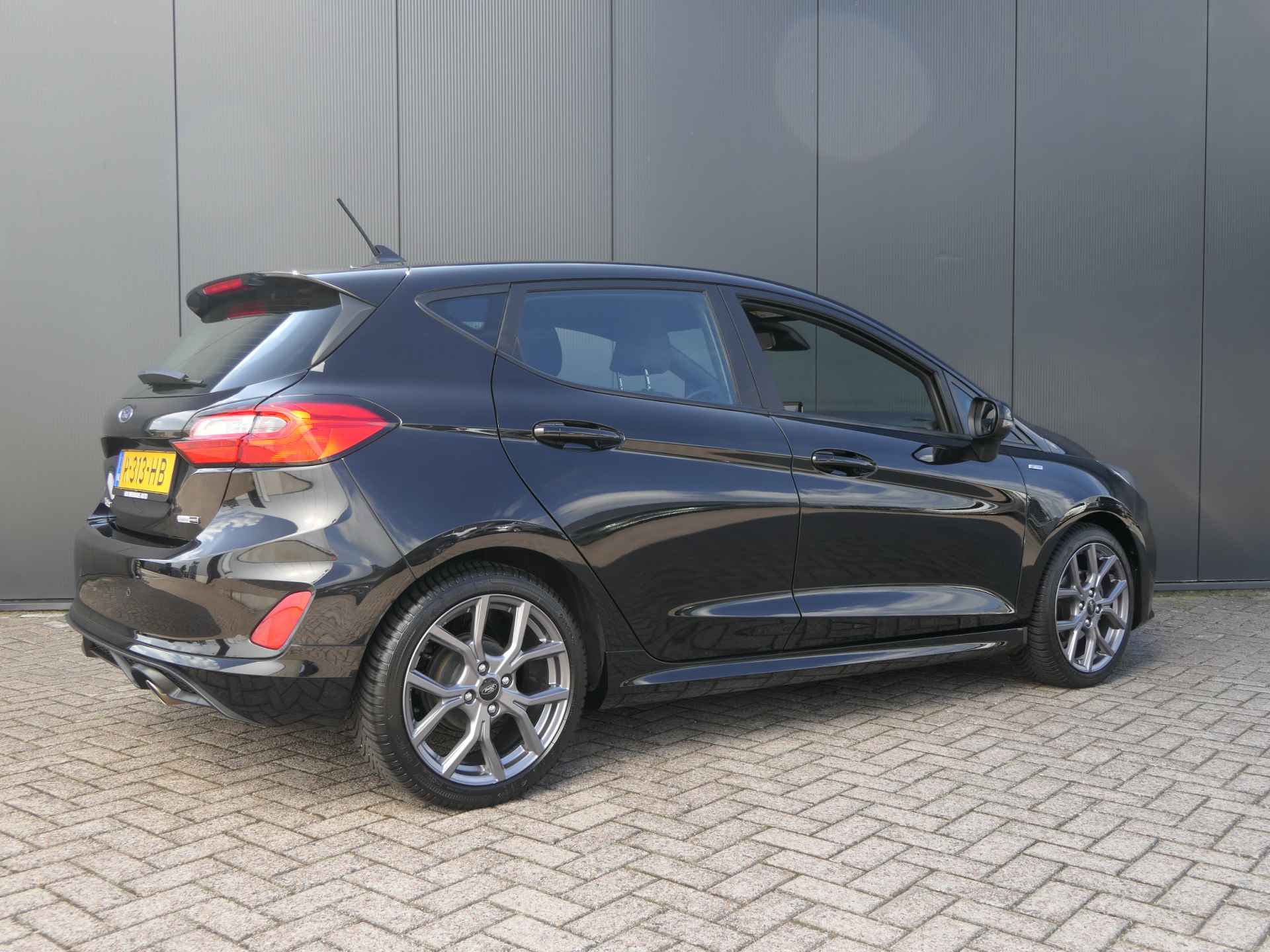 Ford Fiesta 1.0 EcoBoost Hybrid ST-Line | Adaptive Cruise | Navigatie | Verkeersbord Herkenning | Climate Control | CarPlay/Android Auto - 3/30