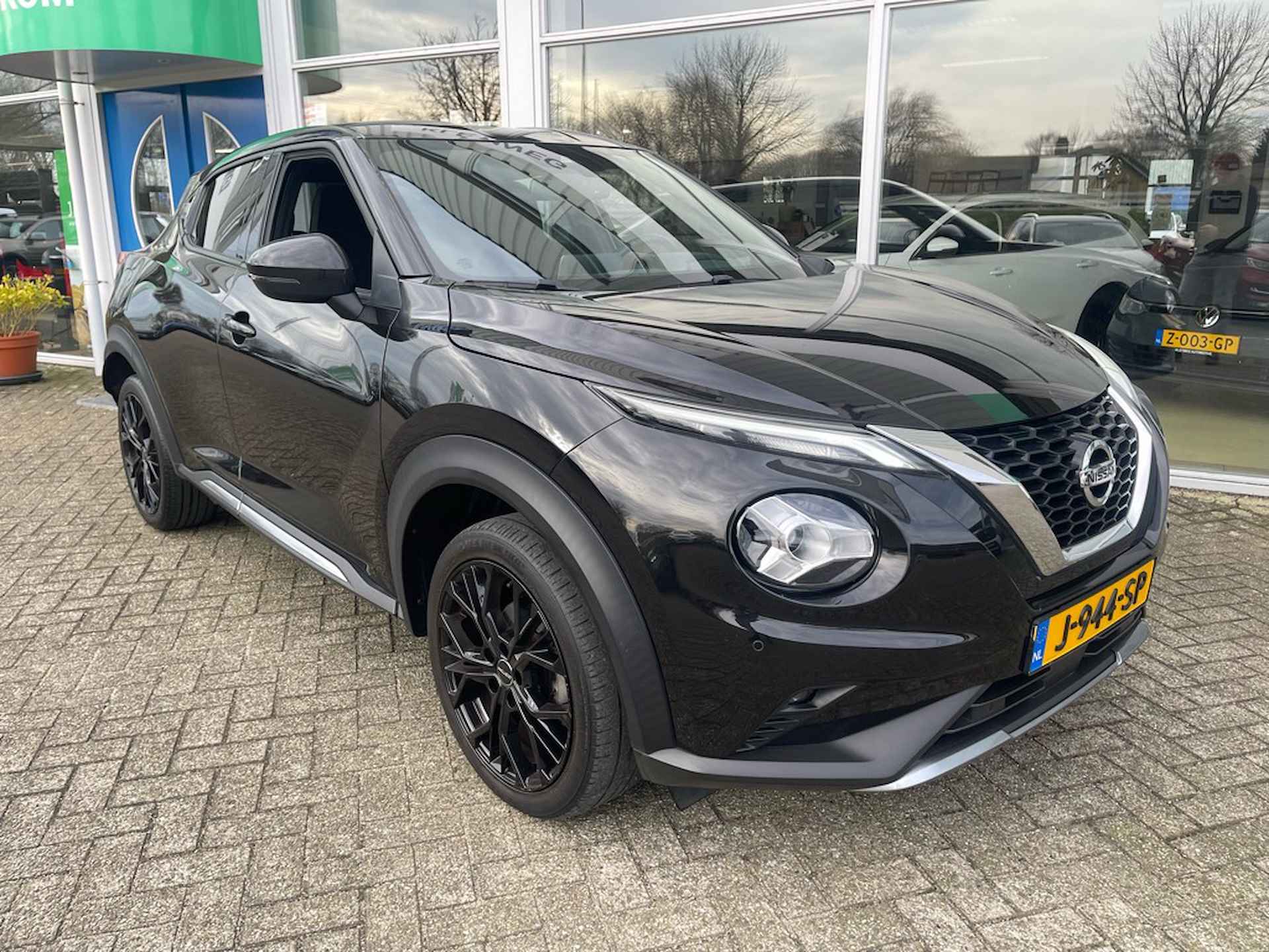 Nissan Juke 1.0 DIG-T N-Connecta, Aut, Nav, Camera, Carplay - 4/31