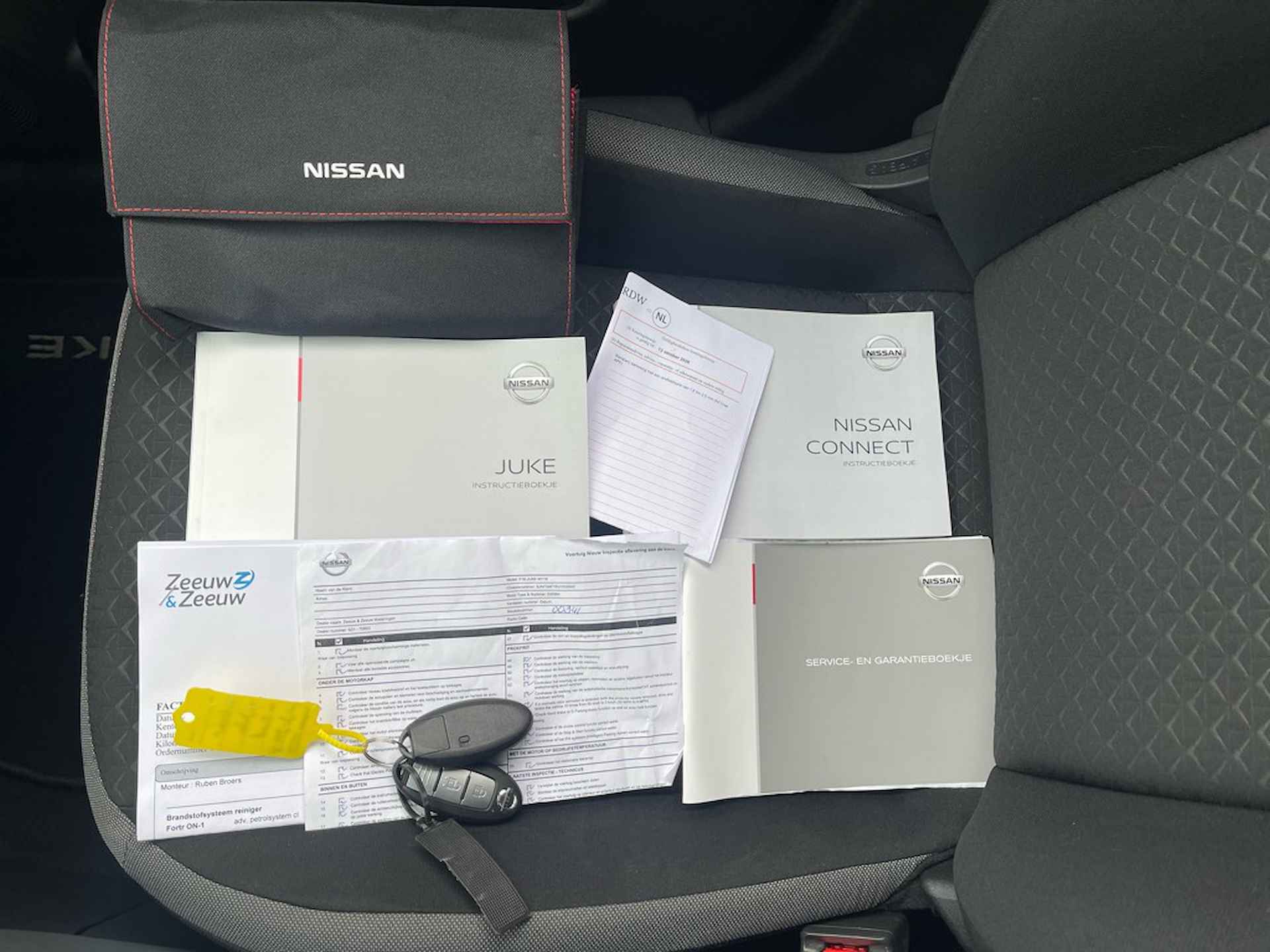 Nissan Juke 1.0 DIG-T N-Connecta, Aut, Nav, Camera, Carplay - 31/31