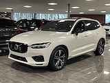 Volvo XC60 T6 AWD Recharge R-Design | Luchtvering | Stoelventilatie | Head-Up Display | Harman Kardon | Stoelmassage | Stoel en Stuurwielve