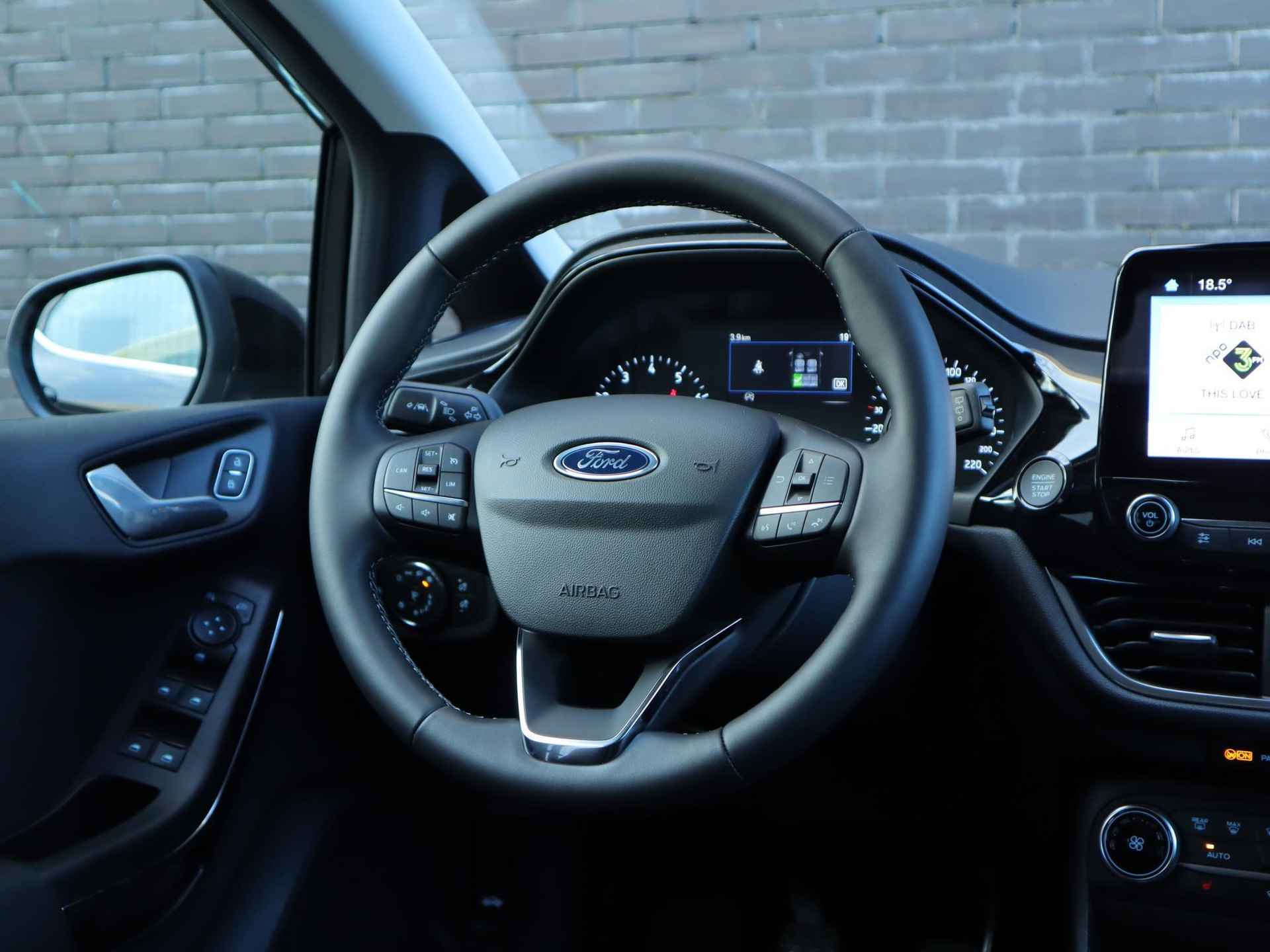 Ford Fiesta 1.0 EcoBoost Hybrid Titanium 125pk | DEMO | Navigatie via Apple Carplay & Android auto | Cruise control | Led koplampen | Led dag rijverlichting - 14/39