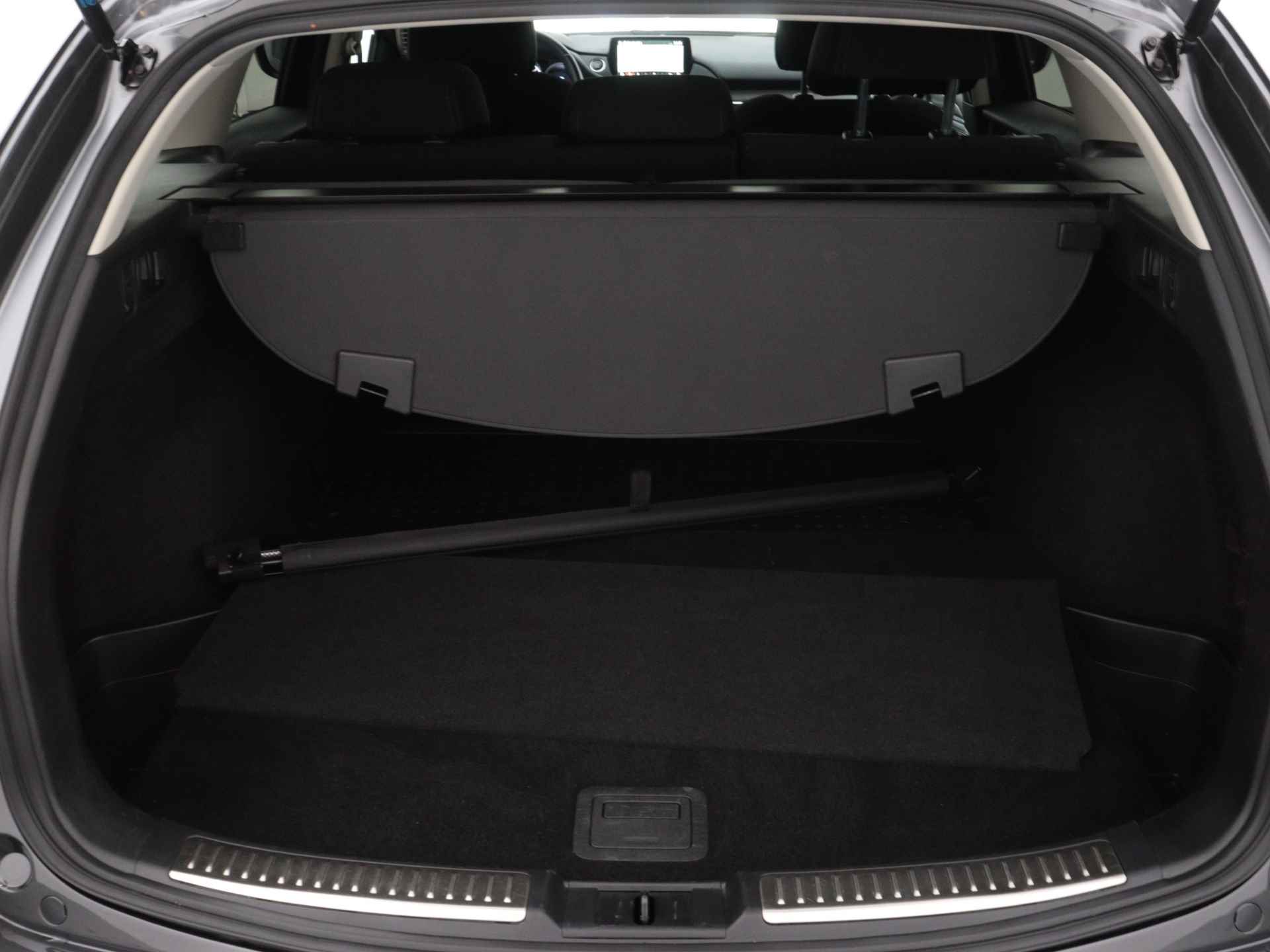 Mazda 6 Sportbreak 2.0 SkyActiv-G 165 Centre-Line | Voorstoelen verwarmd | - 37/44