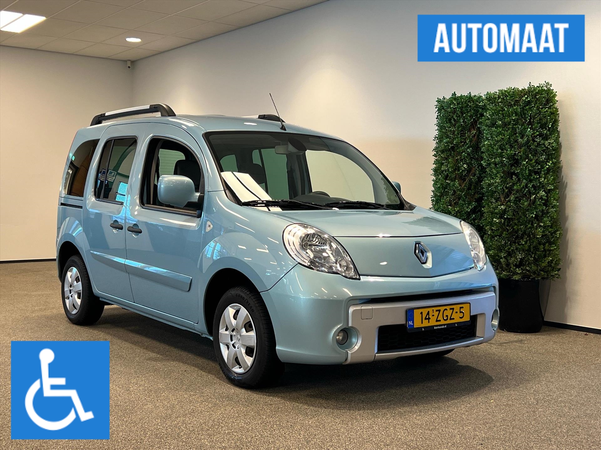 Renault Kangoo Rolstoelauto Automaat 3+1 (airco) bij viaBOVAG.nl