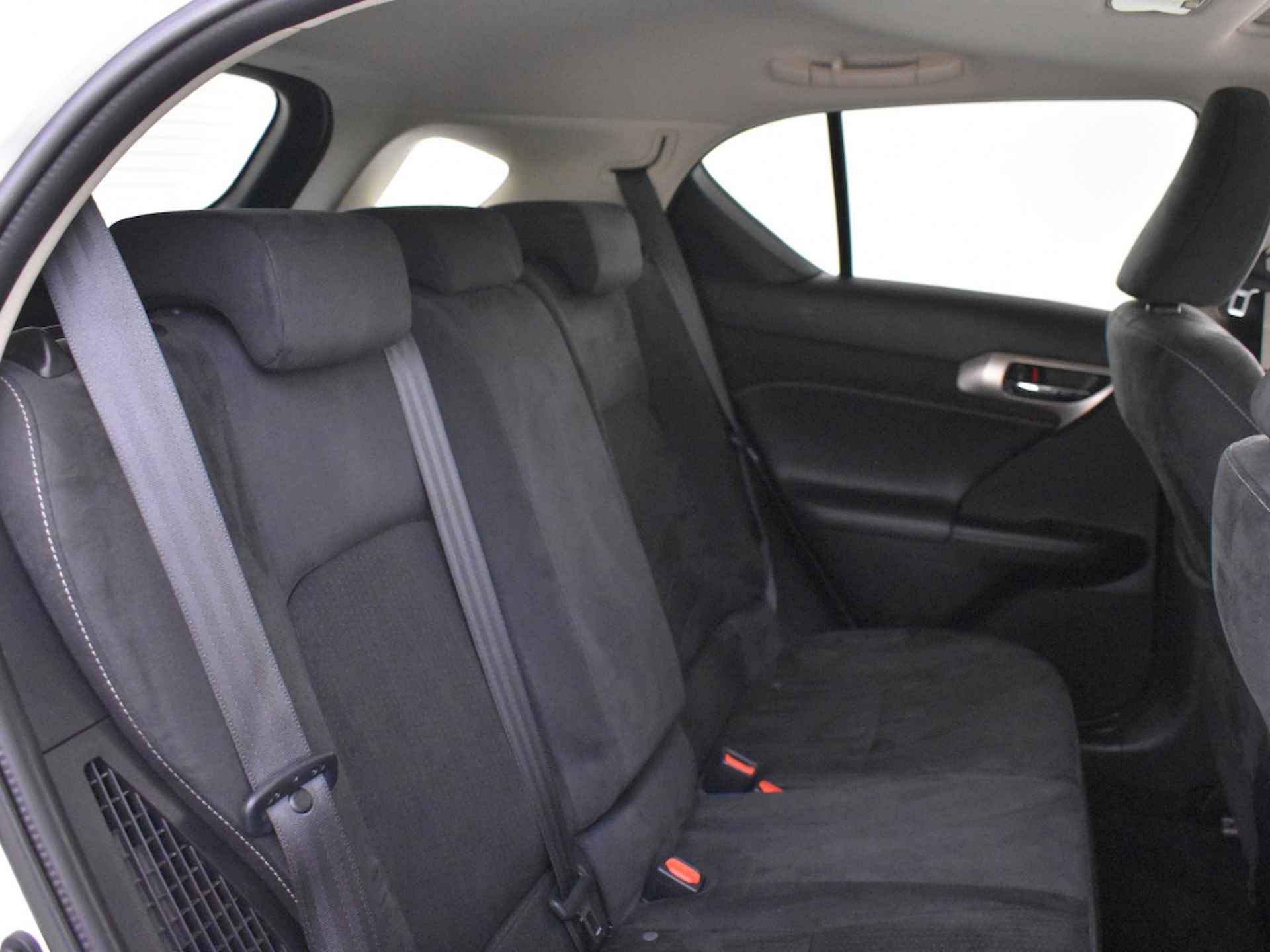 Lexus CT 200h Luxury Limited | Navi | Open dak | Parkeersensoren - 14/34