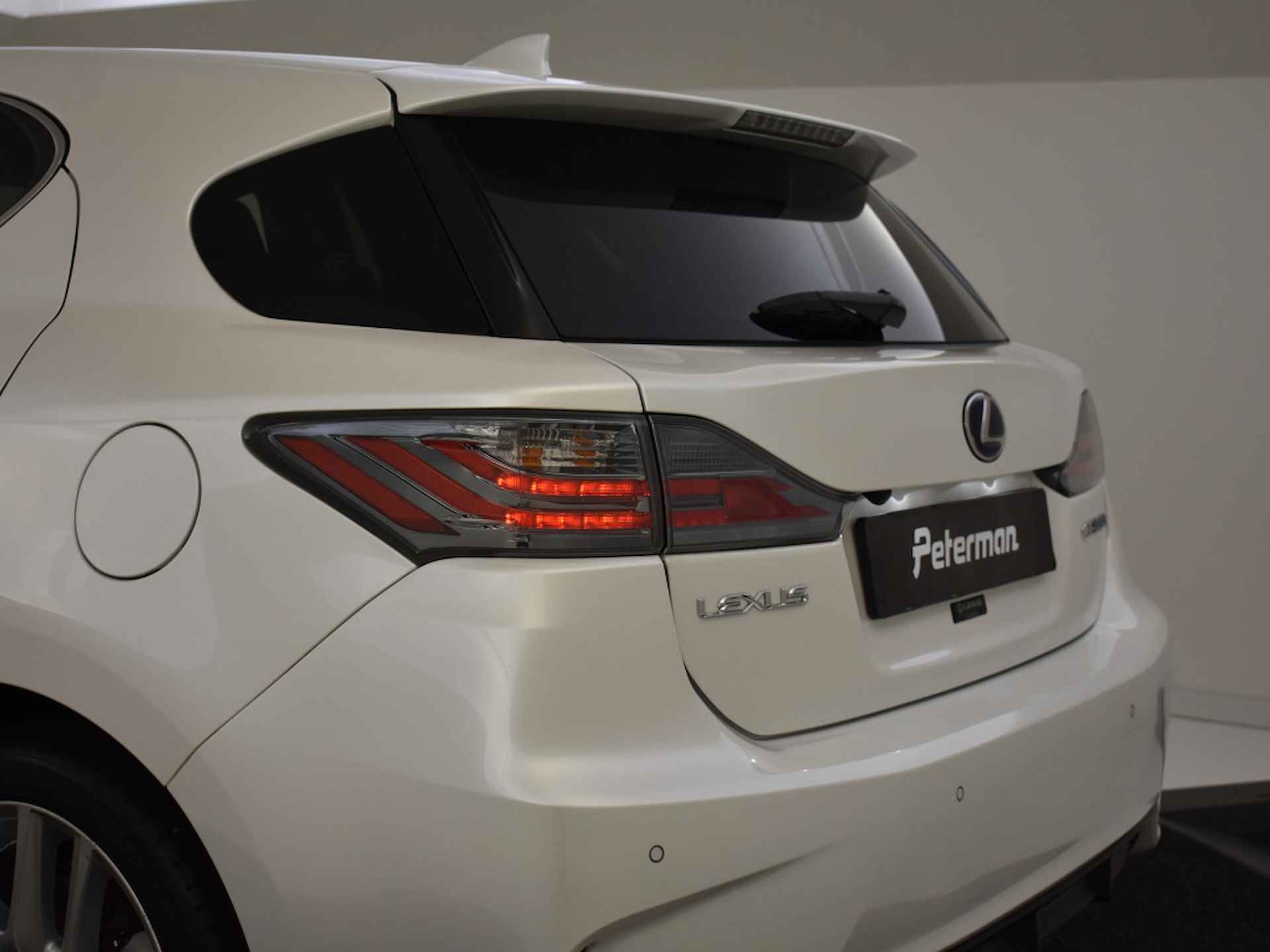 Lexus CT 200h Luxury Limited | Navi | Open dak | Parkeersensoren - 17/34