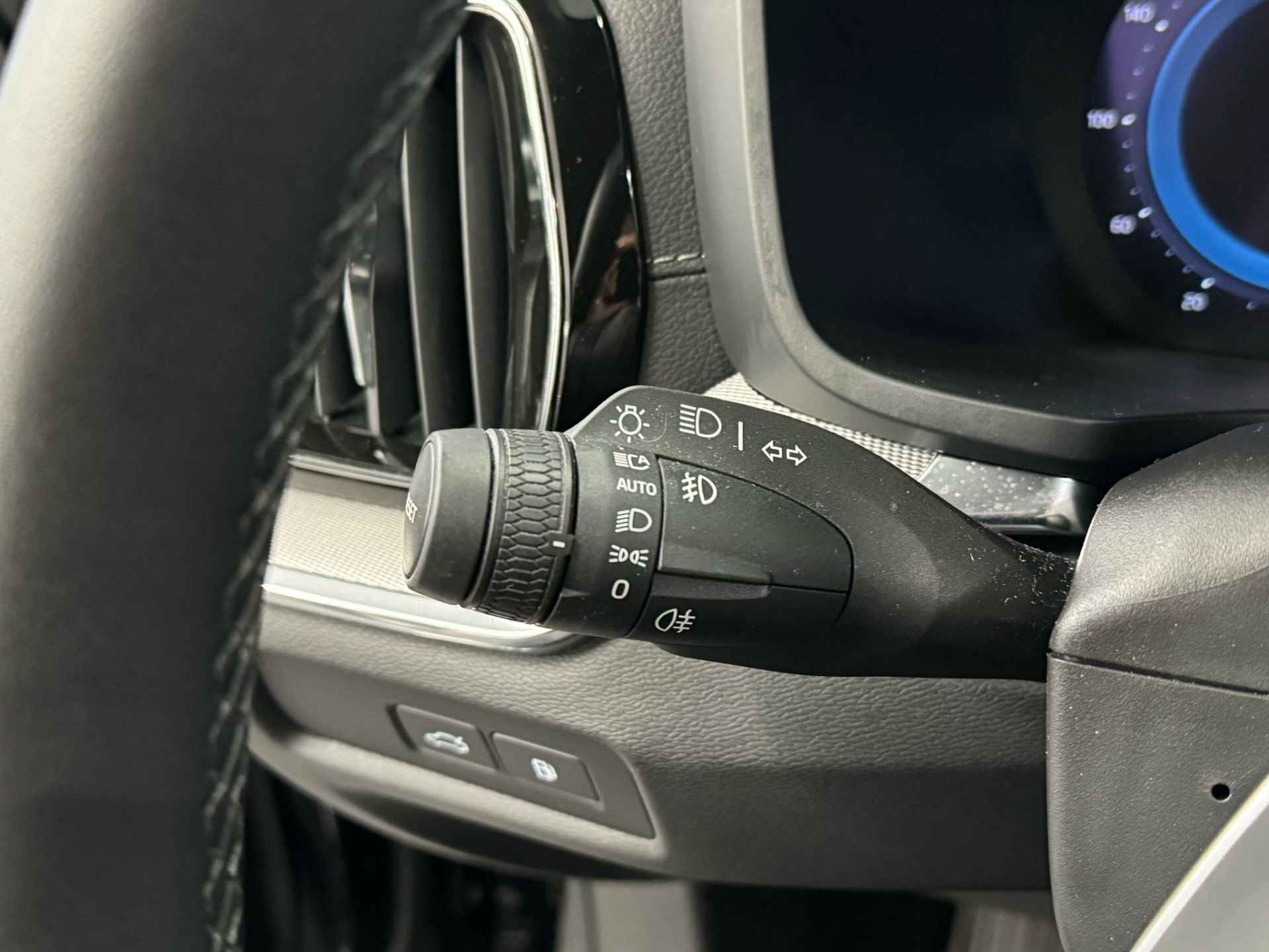 Volvo S60 Recharge T6 AWD Ultimate Dark | Heico Sportiv | Schuifdak | Harman/Kardon | Pilot Assist | Memory seat | 21" wielen | - 18/40