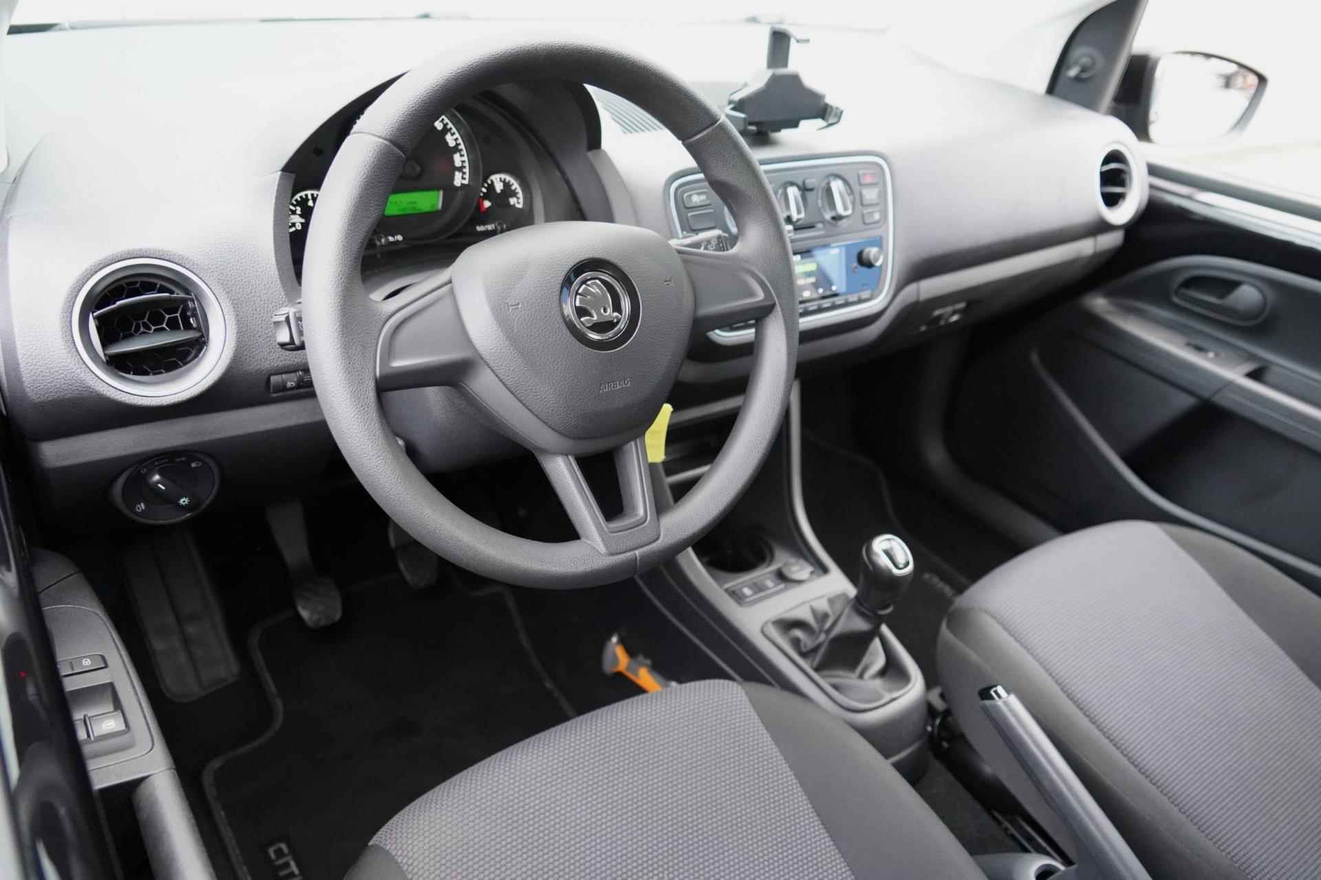 Skoda Citigo 1.0 Greentech Ambition / 5-Deurs / Airco / Elek. ramen / Cruise Control / 148dkm NAP - 10/34