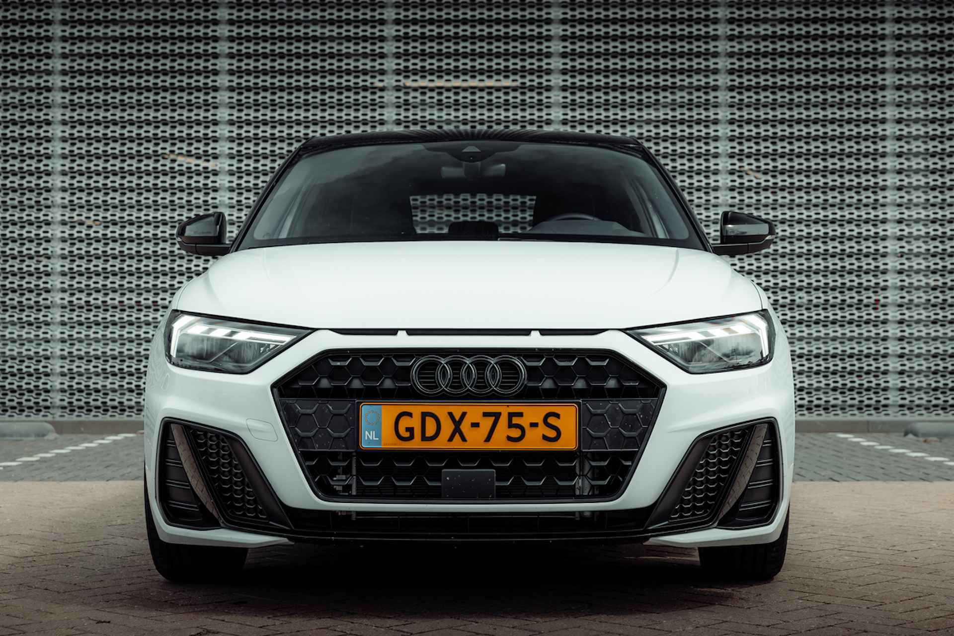 Audi A1 Sportback 30 TFSI 110pk s-tronic S edition | Climate control | Stoelverwarming | Optiek zwart plus | Privacy glass | Afgevlakt sportstuur - 5/29