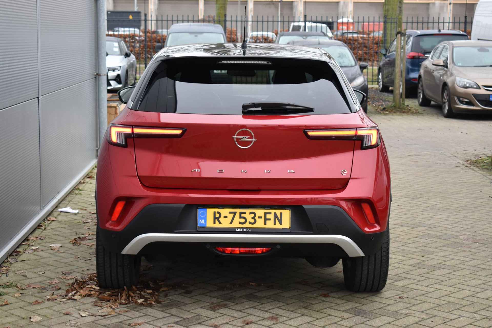 Opel Mokka-e Ultimate 50-kWh 11kw bl.  Leder / NAVI / Stoel en stuur verw. - 6/44