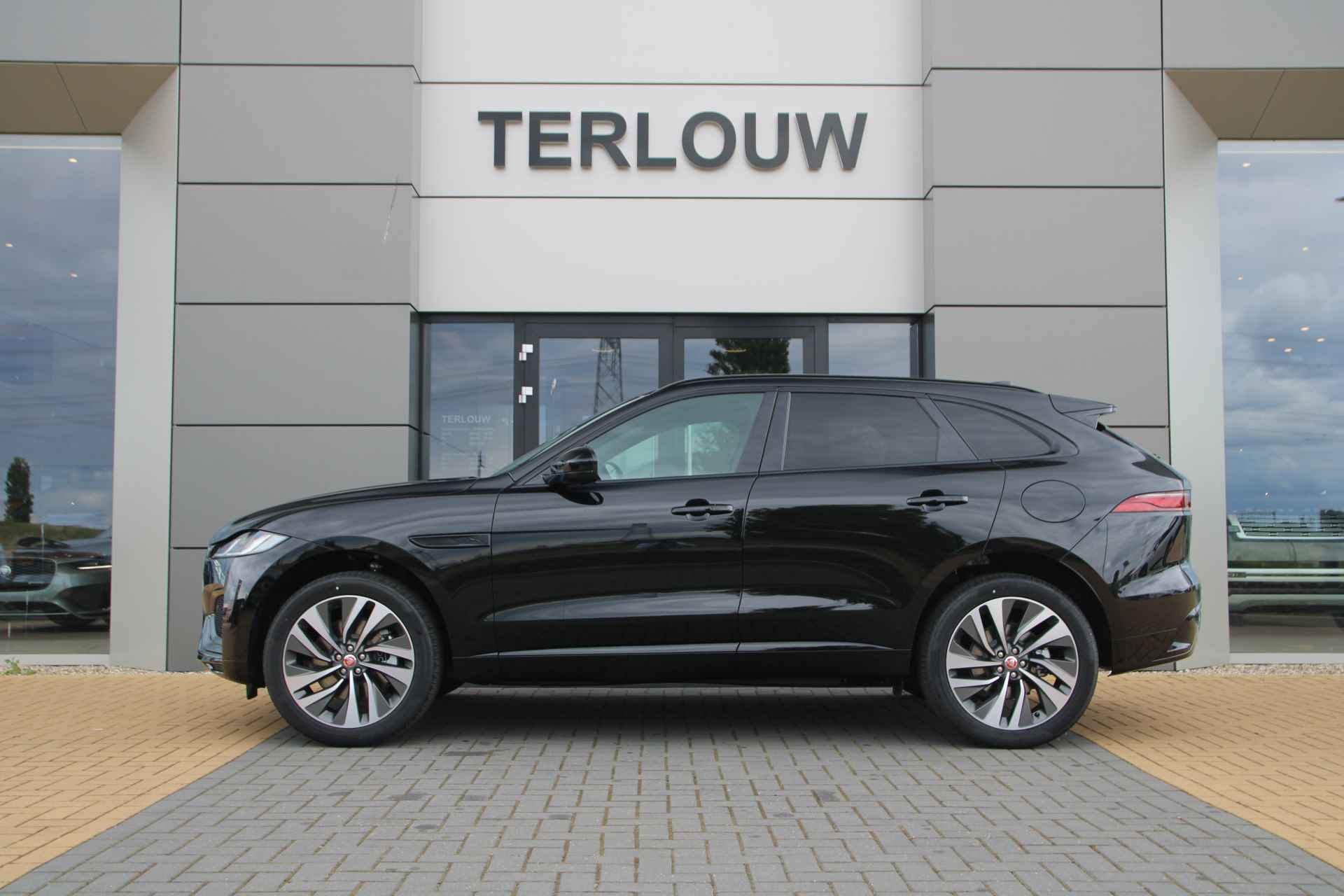 Jaguar F-Pace 2.0 P400e PHEV R-Dynamic HSE - 10/37