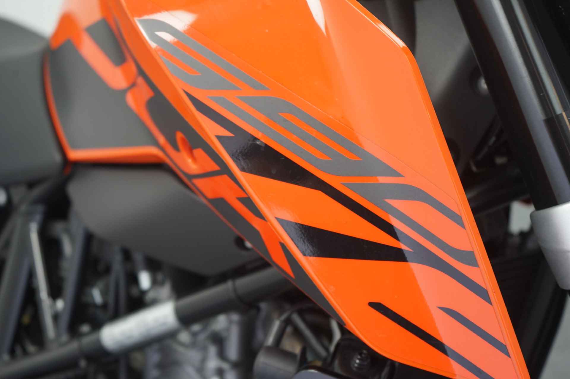 KTM Duke 690 - 10/15