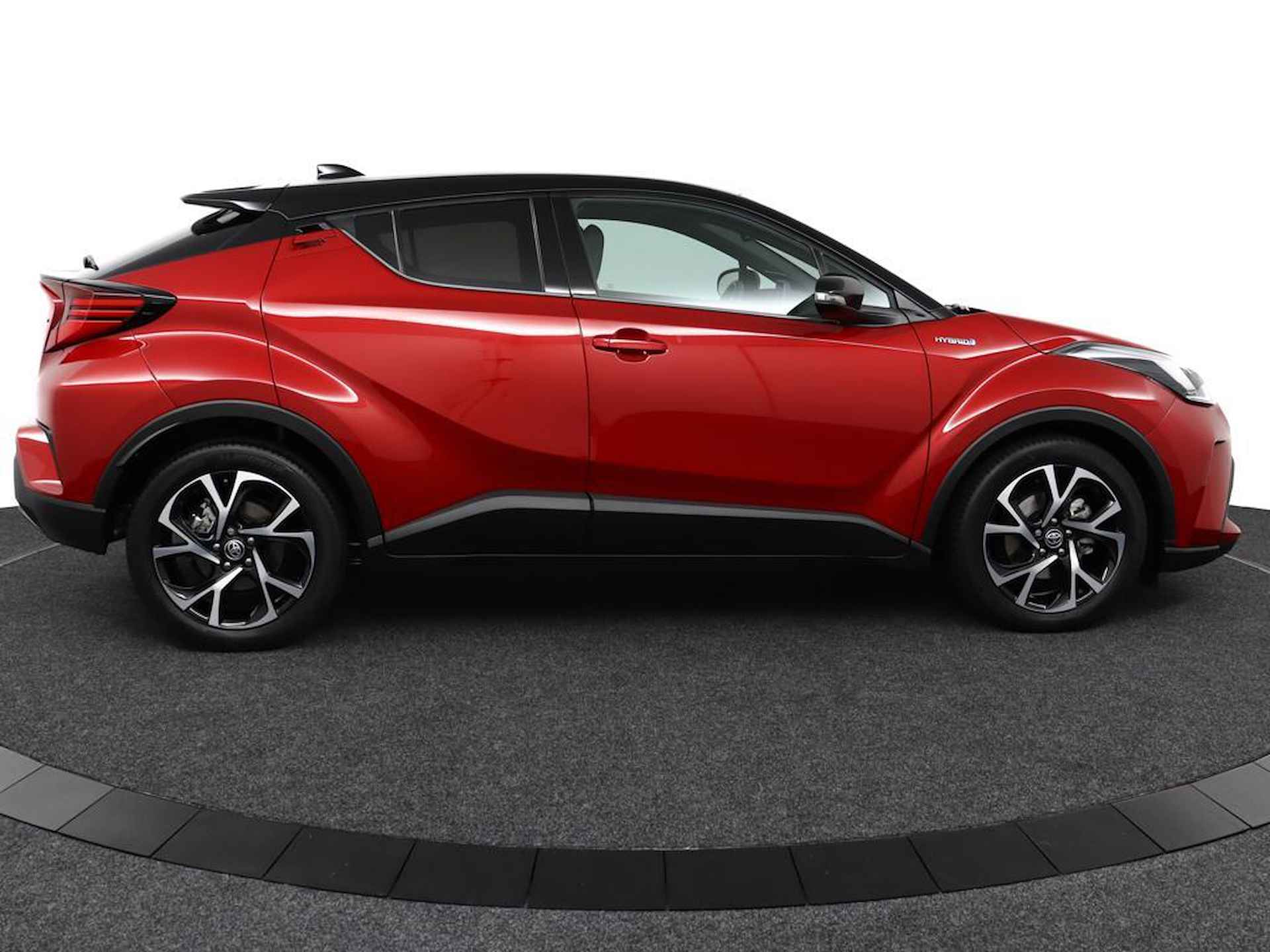 Toyota C-HR 1.8 Hybrid Style | Apple Carplay/Android Auto | Trekhaak | JBL Audio | Navigatie | Parkeersensoren | Blindspot-Monitor | - 13/54